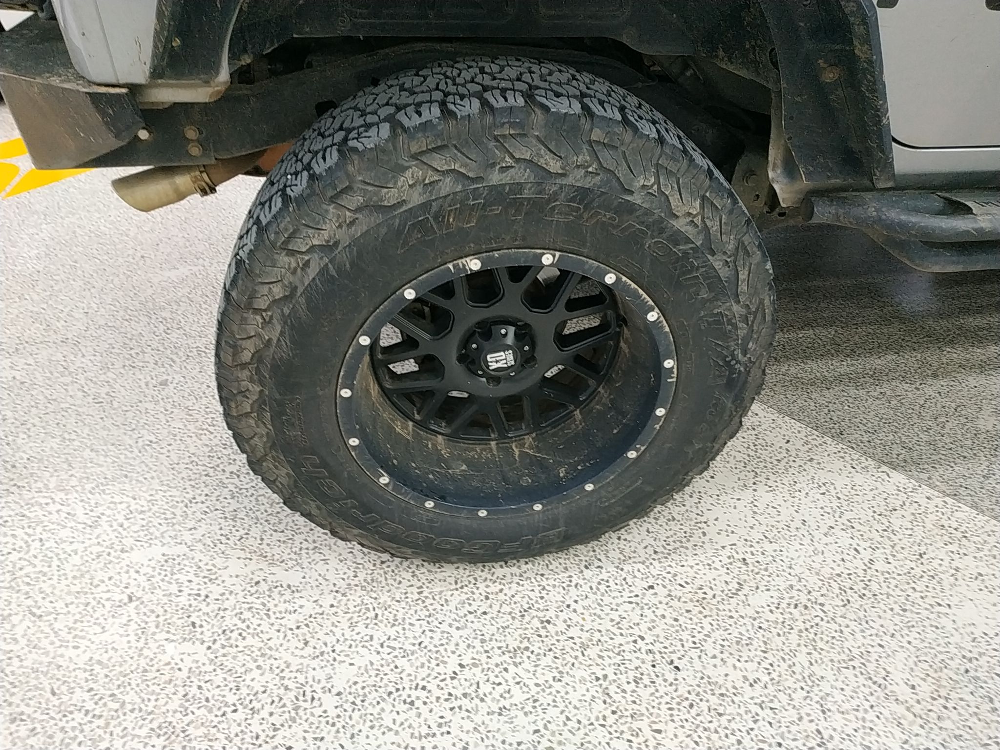 Jeep 牧马人 2015款 2.8TD Sahara 四门舒享版(进口)