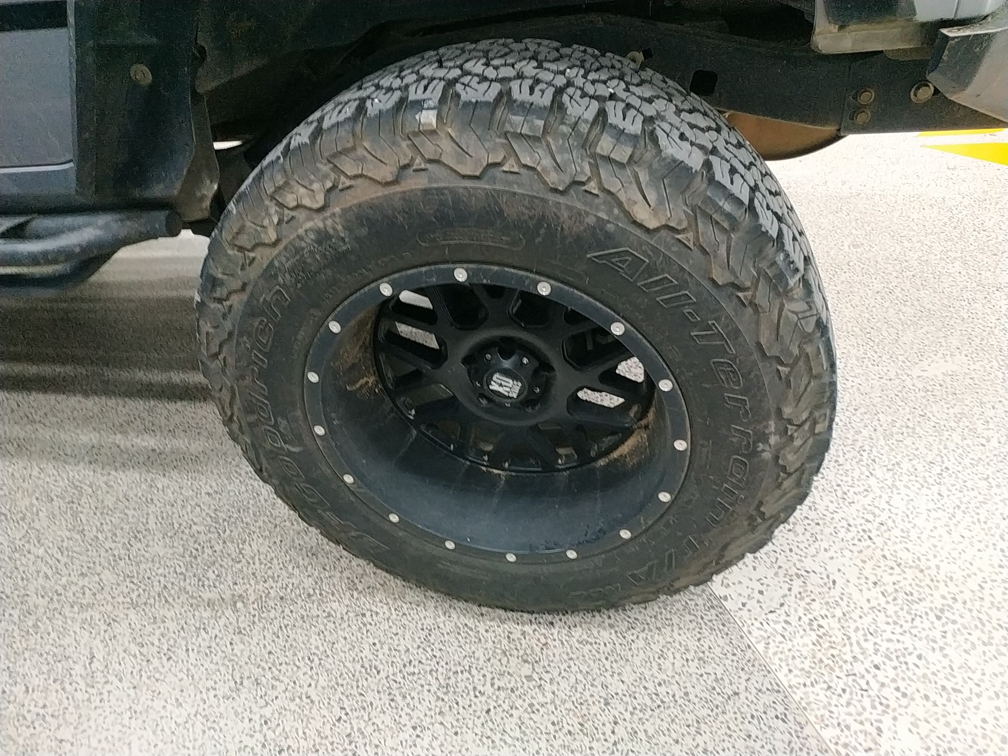 Jeep 牧马人 2015款 2.8TD Sahara 四门舒享版(进口)