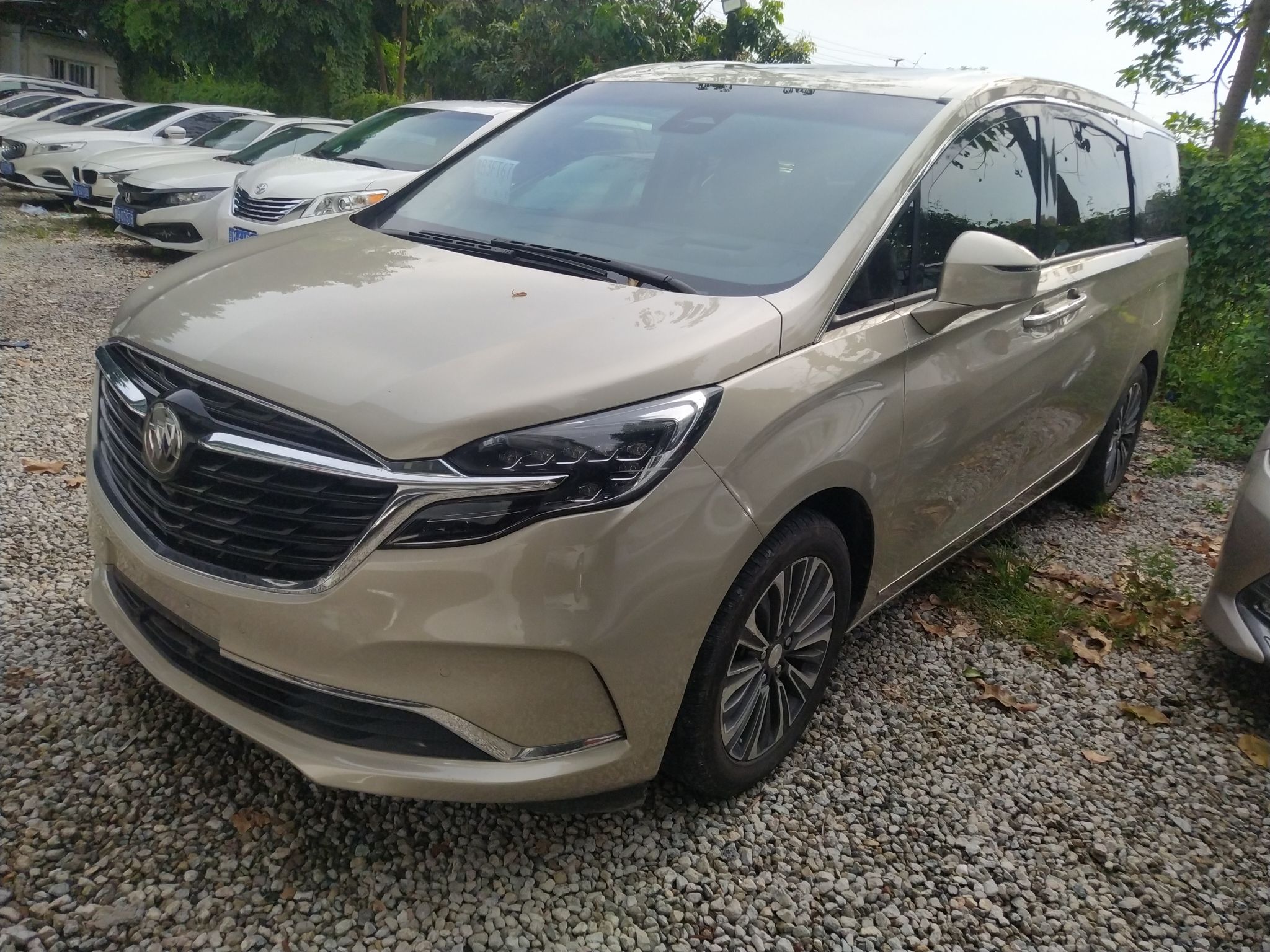 别克GL8 2021款 ES陆尊 653T 智慧旗舰型