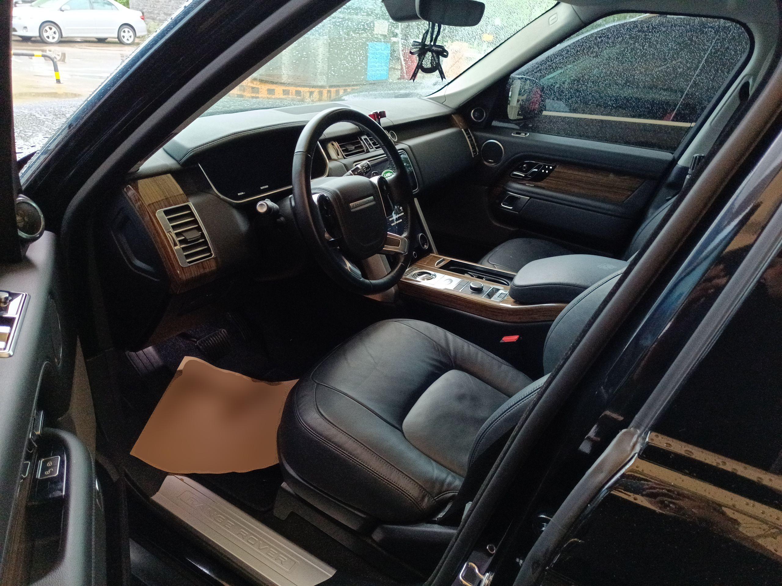 路虎 揽胜 2018款 3.0 SC V6 盛世版(进口)