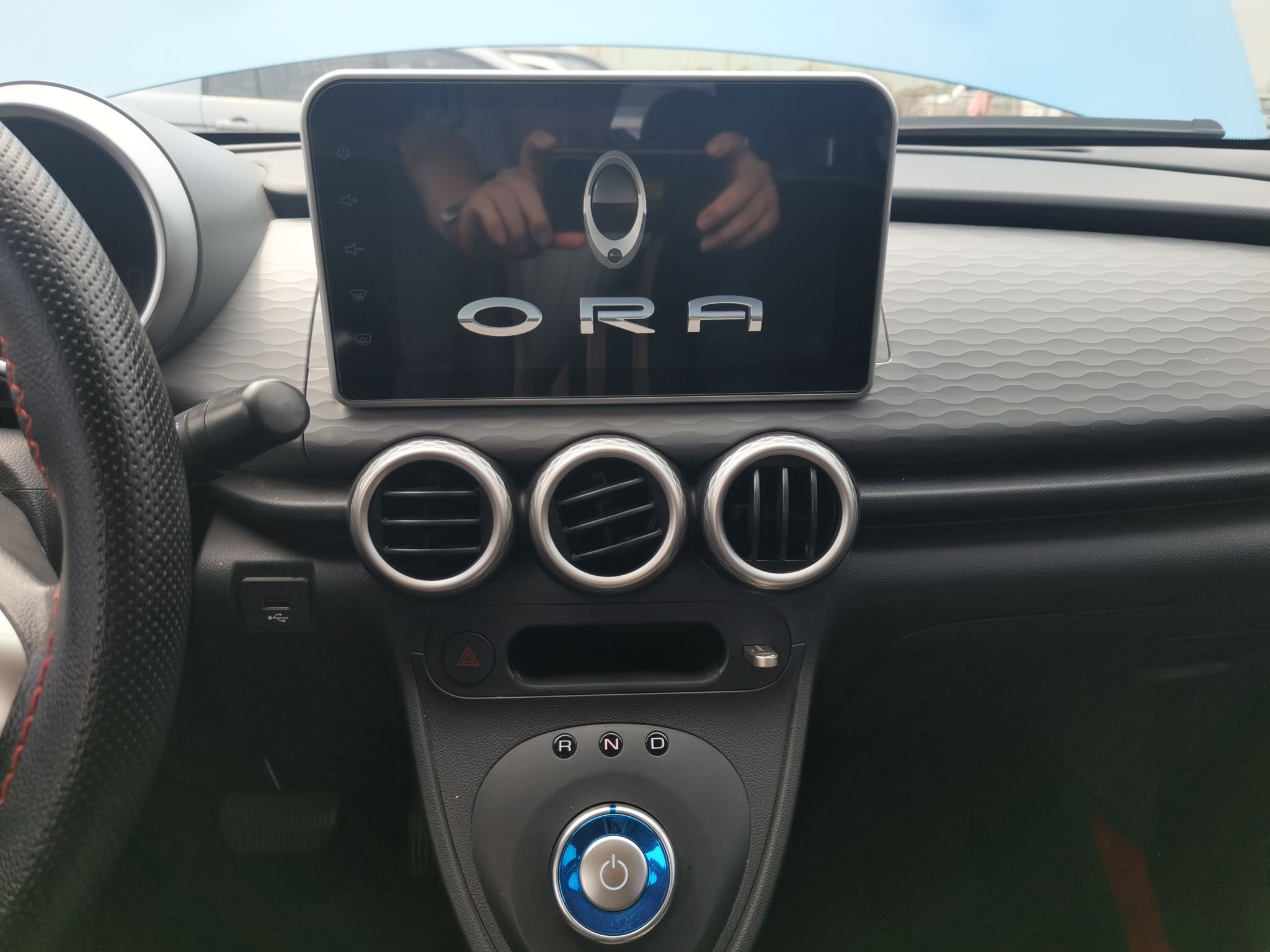 欧拉黑猫 2022款 301km 基础型 三元锂