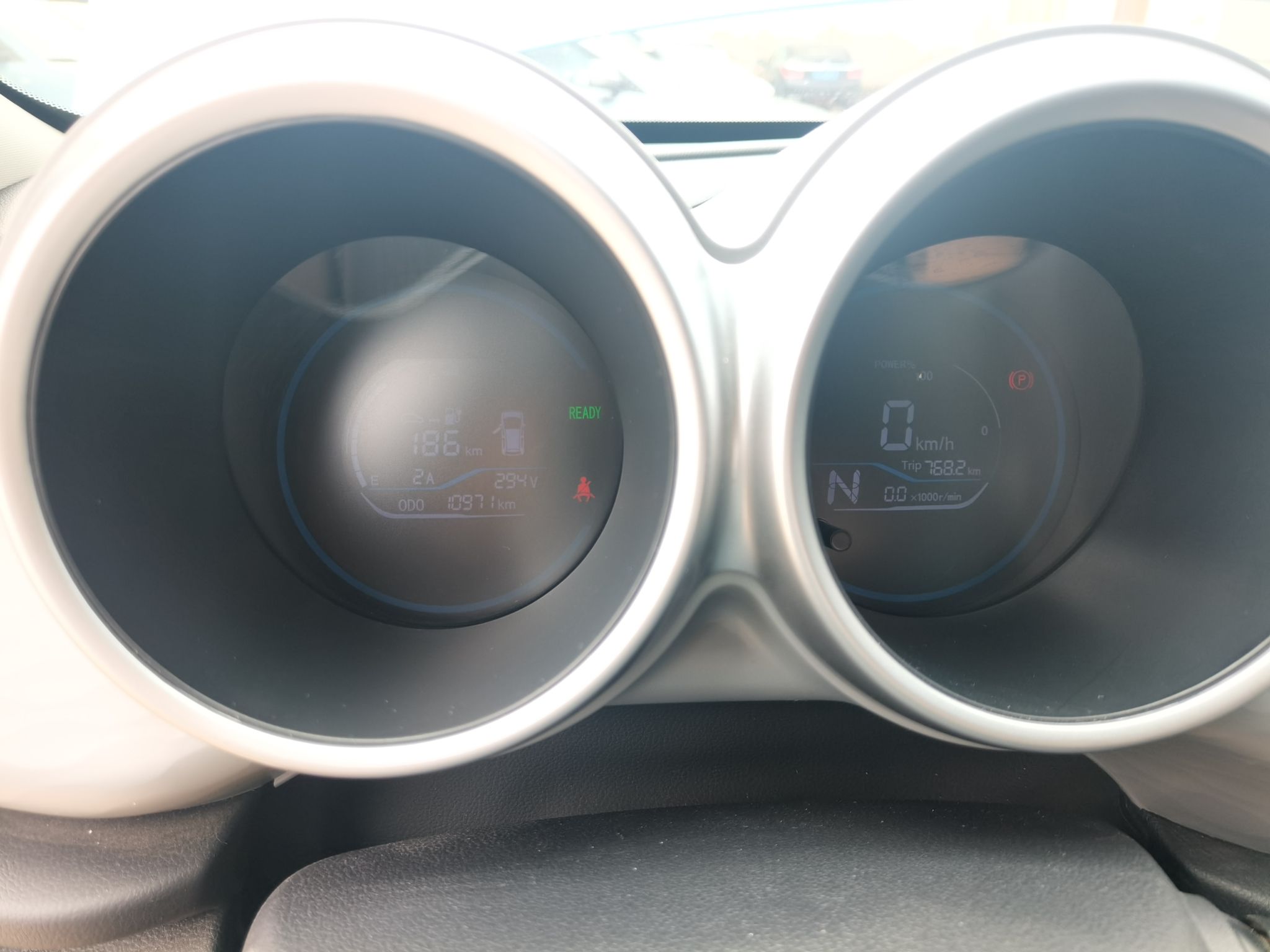 欧拉黑猫 2022款 301km 基础型 三元锂