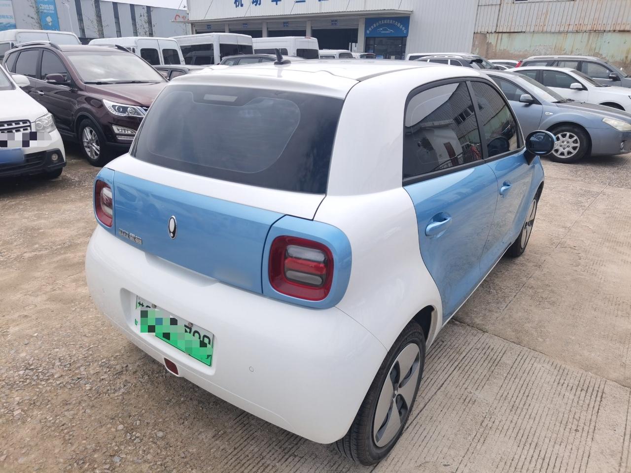 欧拉黑猫 2022款 301km 基础型 三元锂