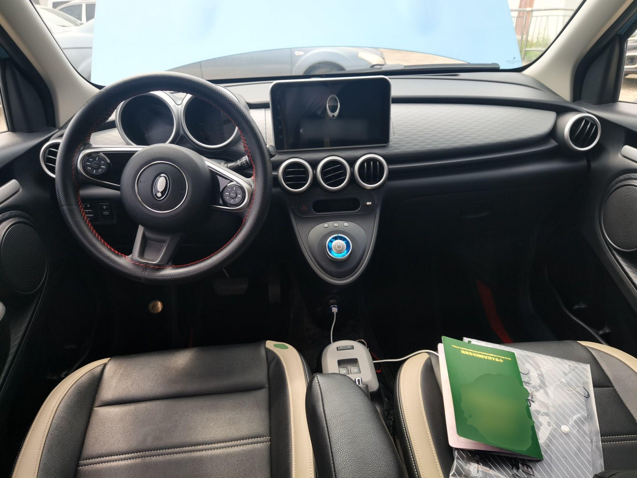 欧拉黑猫 2022款 301km 基础型 三元锂