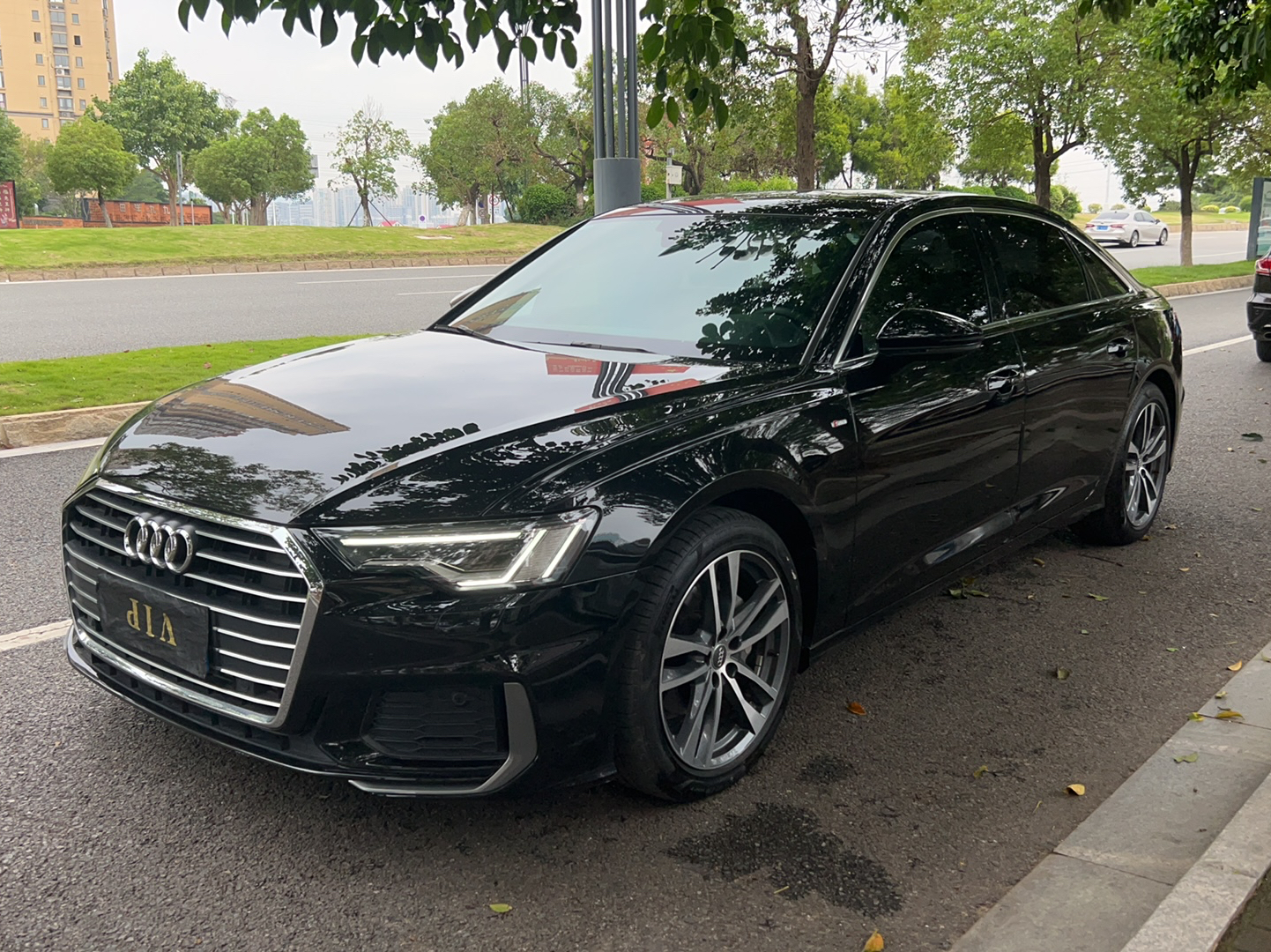 奥迪A6L 2019款 40 TFSI 豪华动感型