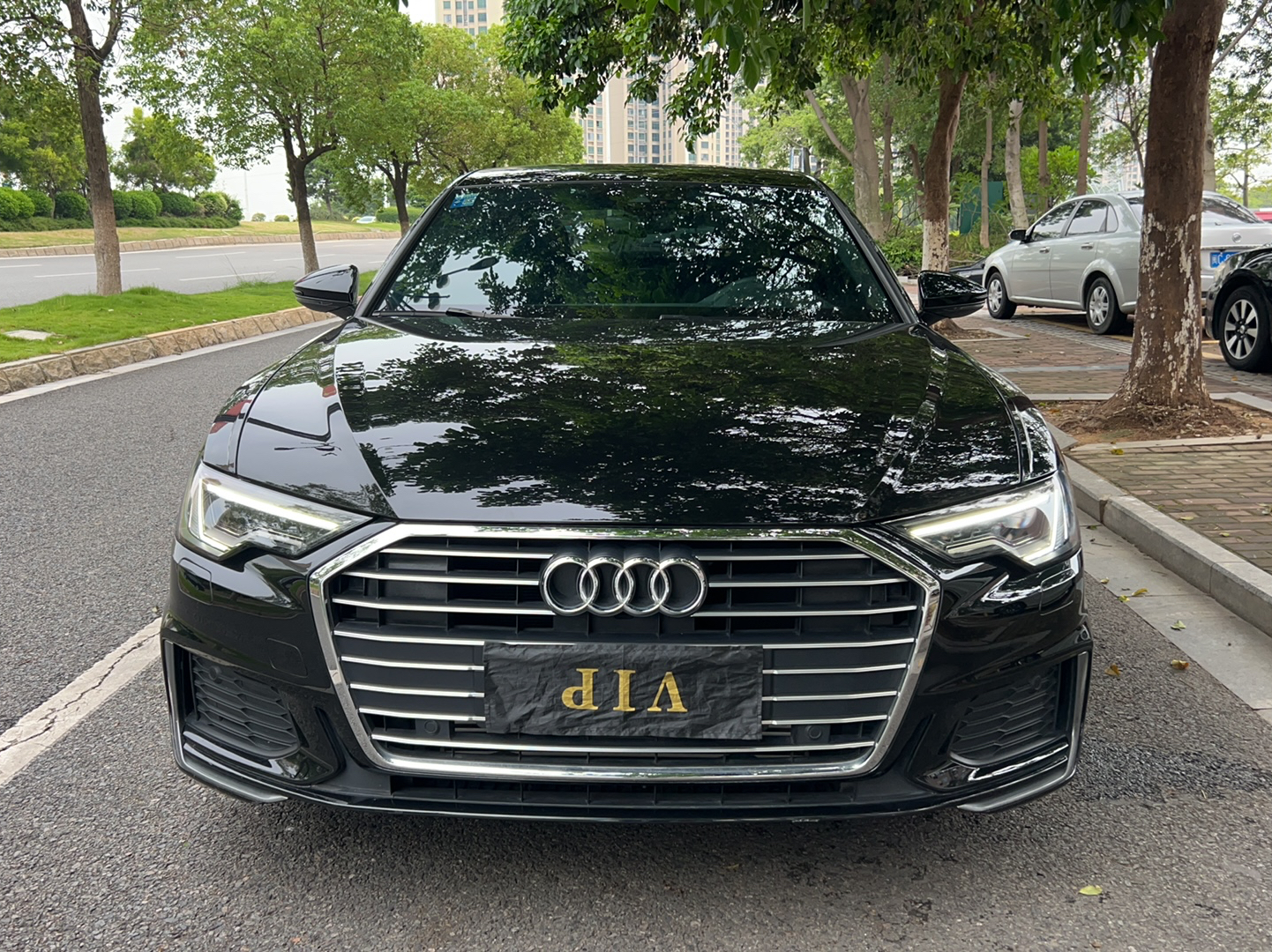 奥迪A6L 2019款 40 TFSI 豪华动感型