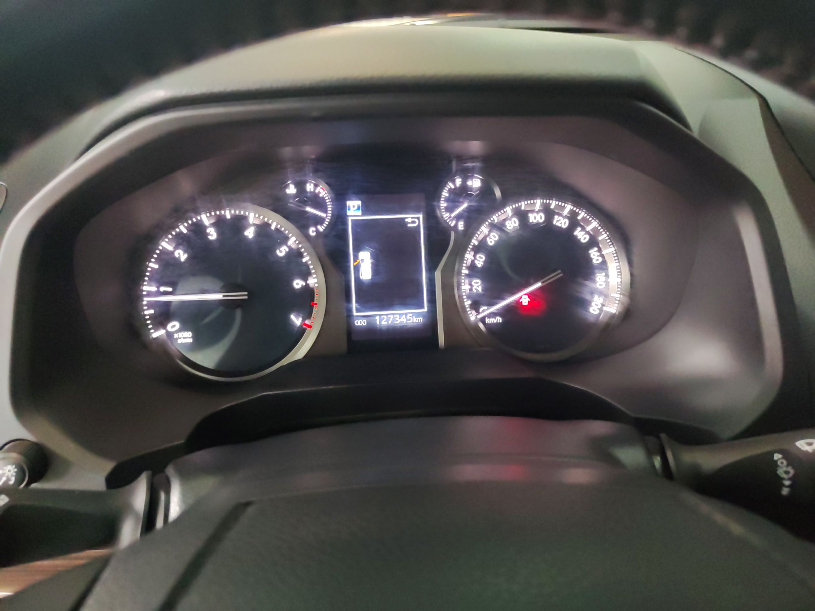 丰田 普拉多 2019款 3.5L 自动TX-L尊享版后挂备胎