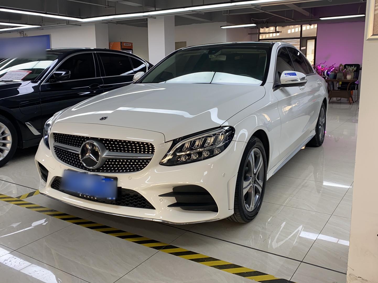 奔驰C级 2020款 C 260 L 运动版