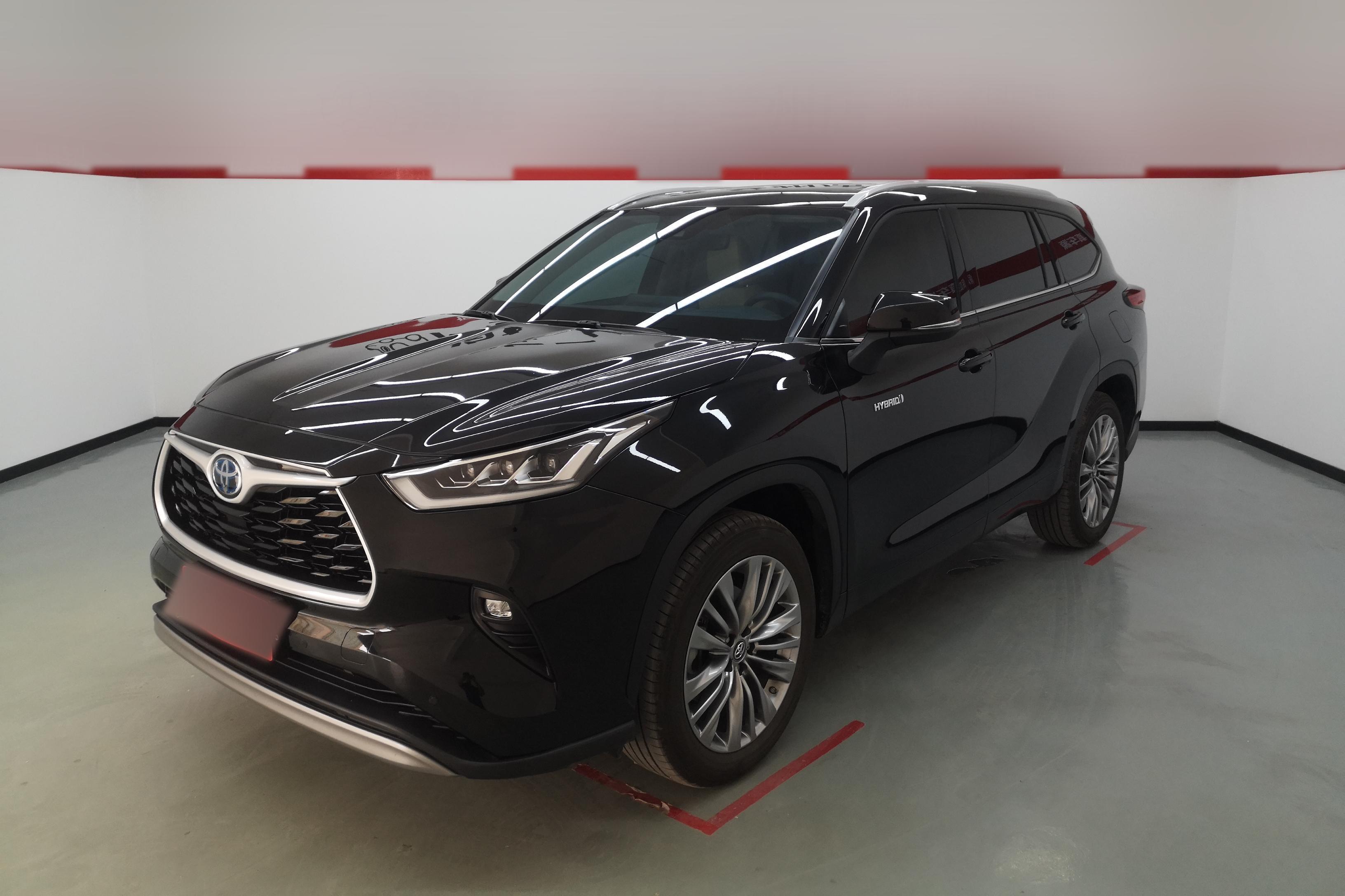 丰田 汉兰达 2022款 双擎 2.5L 四驱尊贵版 7座