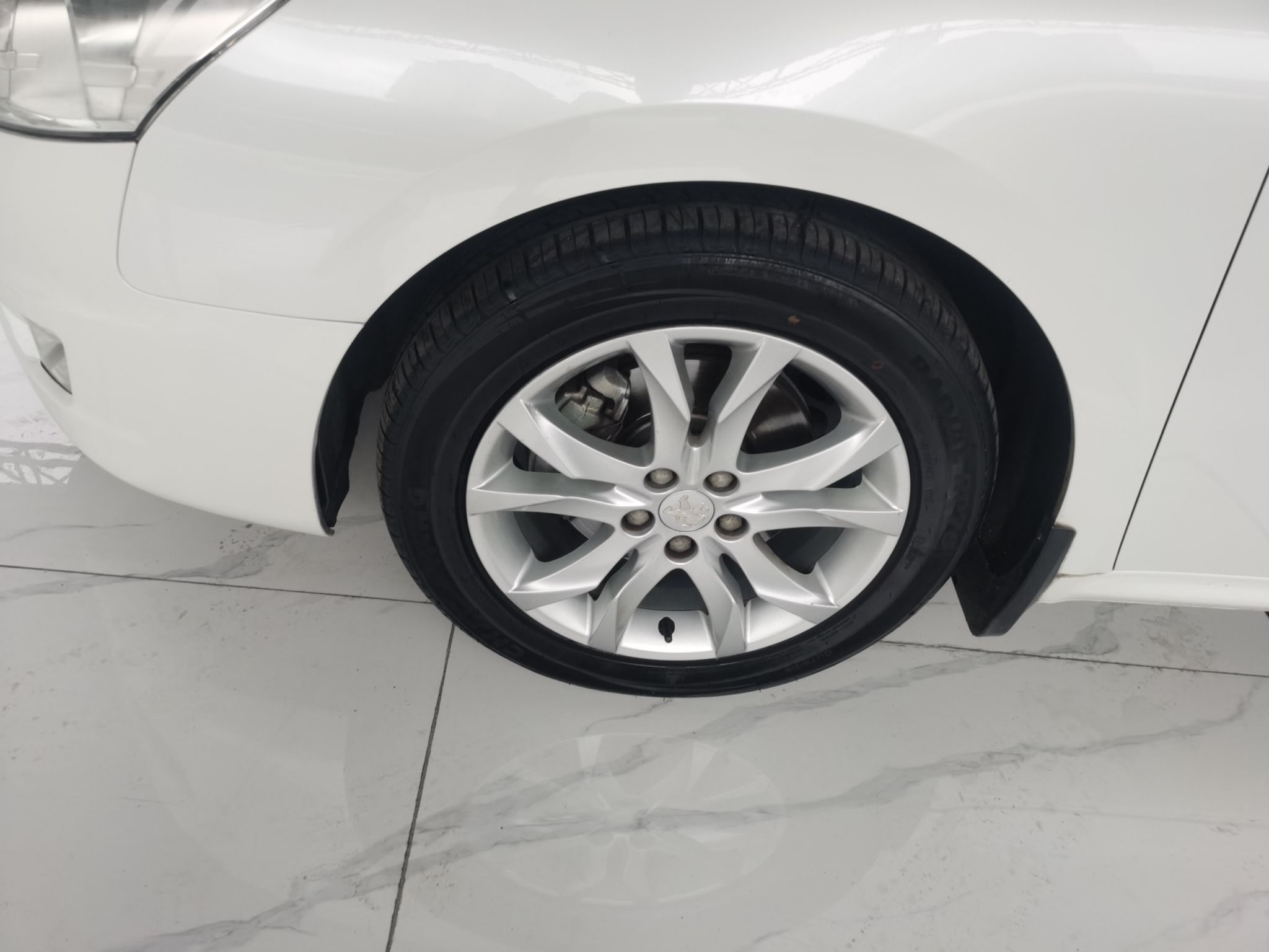 标致508 2012款 2.0L 自动智享版