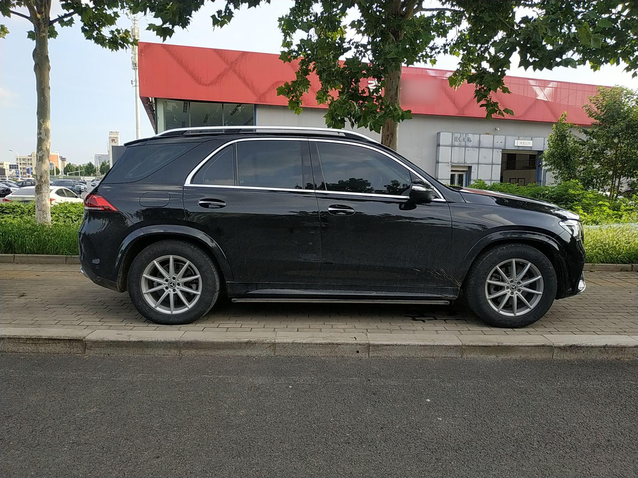 奔驰GLE级 2020款 GLE 350 4MATIC 时尚型(进口)