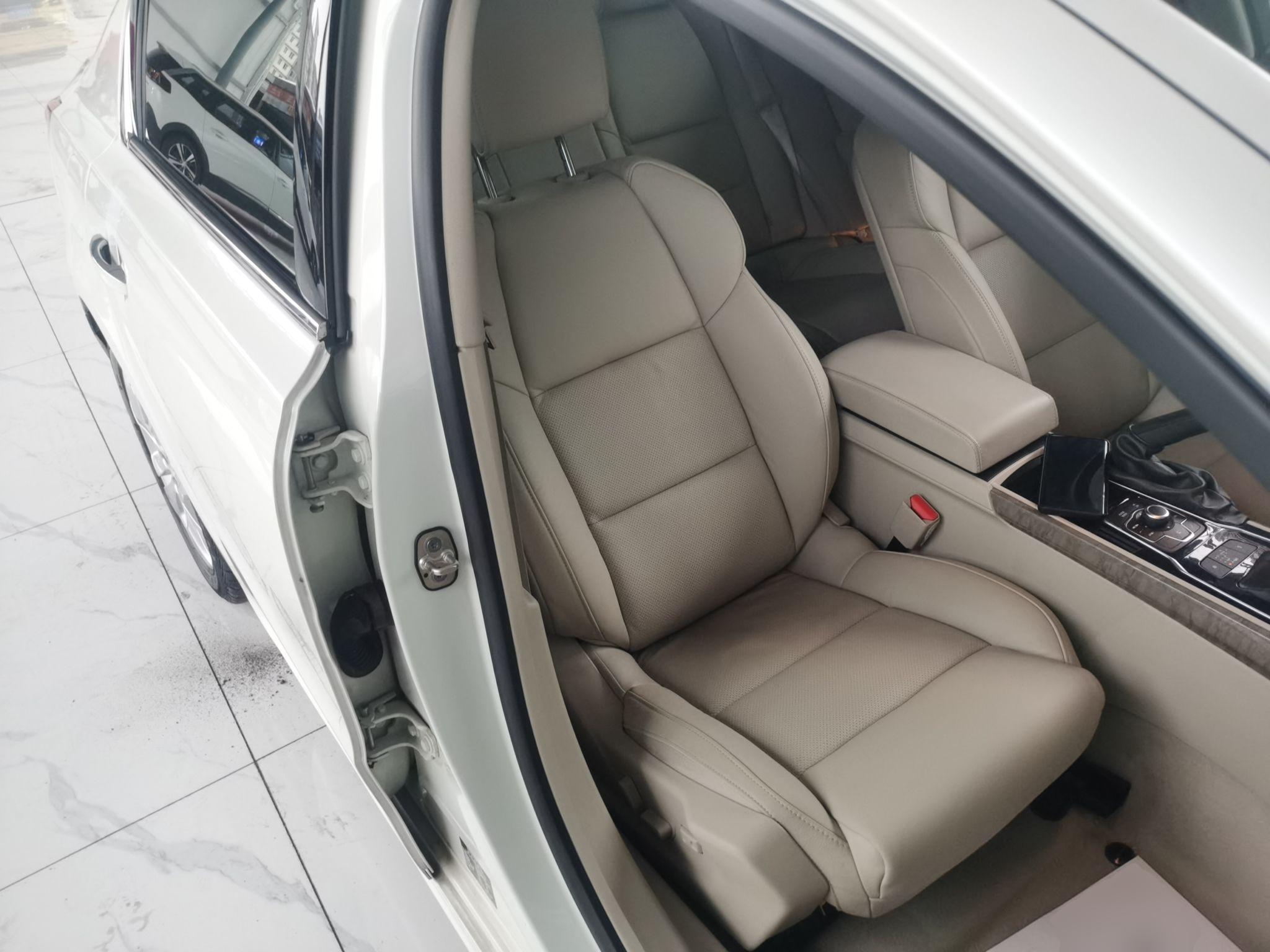 标致508 2012款 2.0L 自动智享版