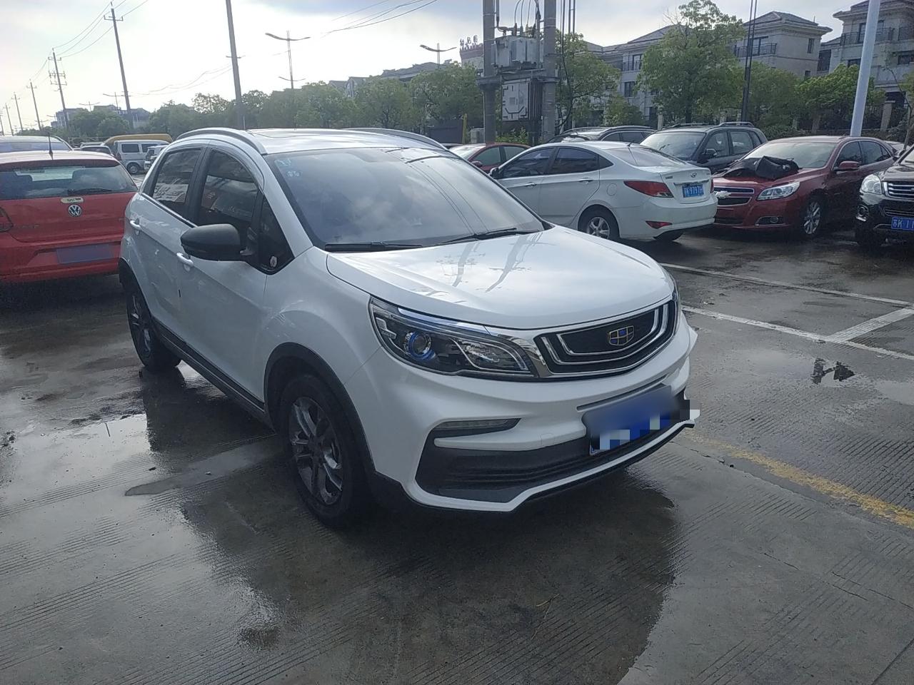 吉利汽车 远景X3 2020款 1.5L CVT尊贵型