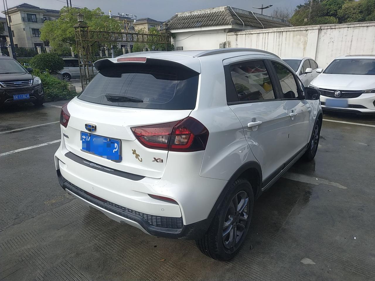 吉利汽车 远景X3 2020款 1.5L CVT尊贵型