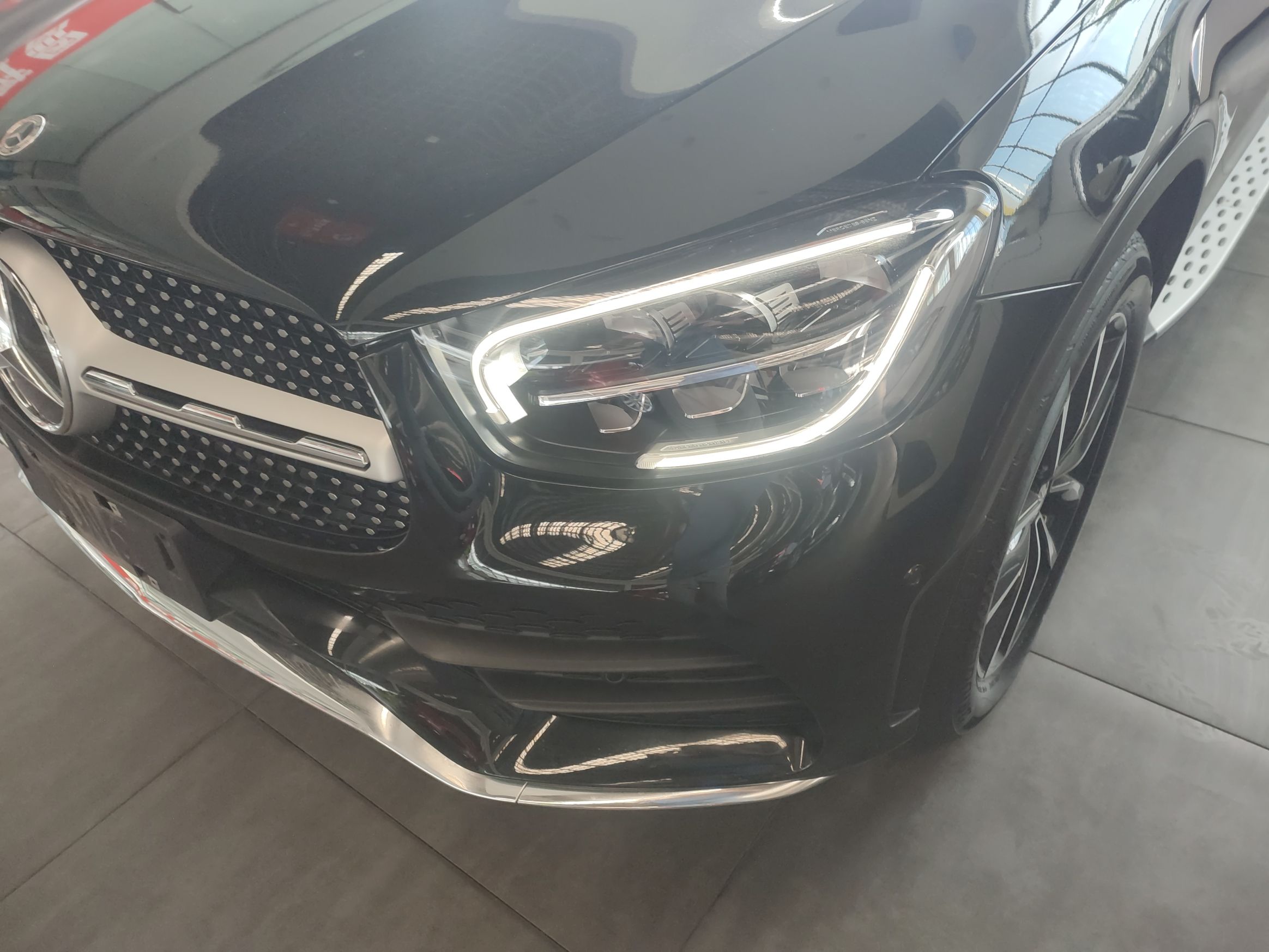 奔驰GLC级 2022款 改款 GLC 300 L 4MATIC 动感型