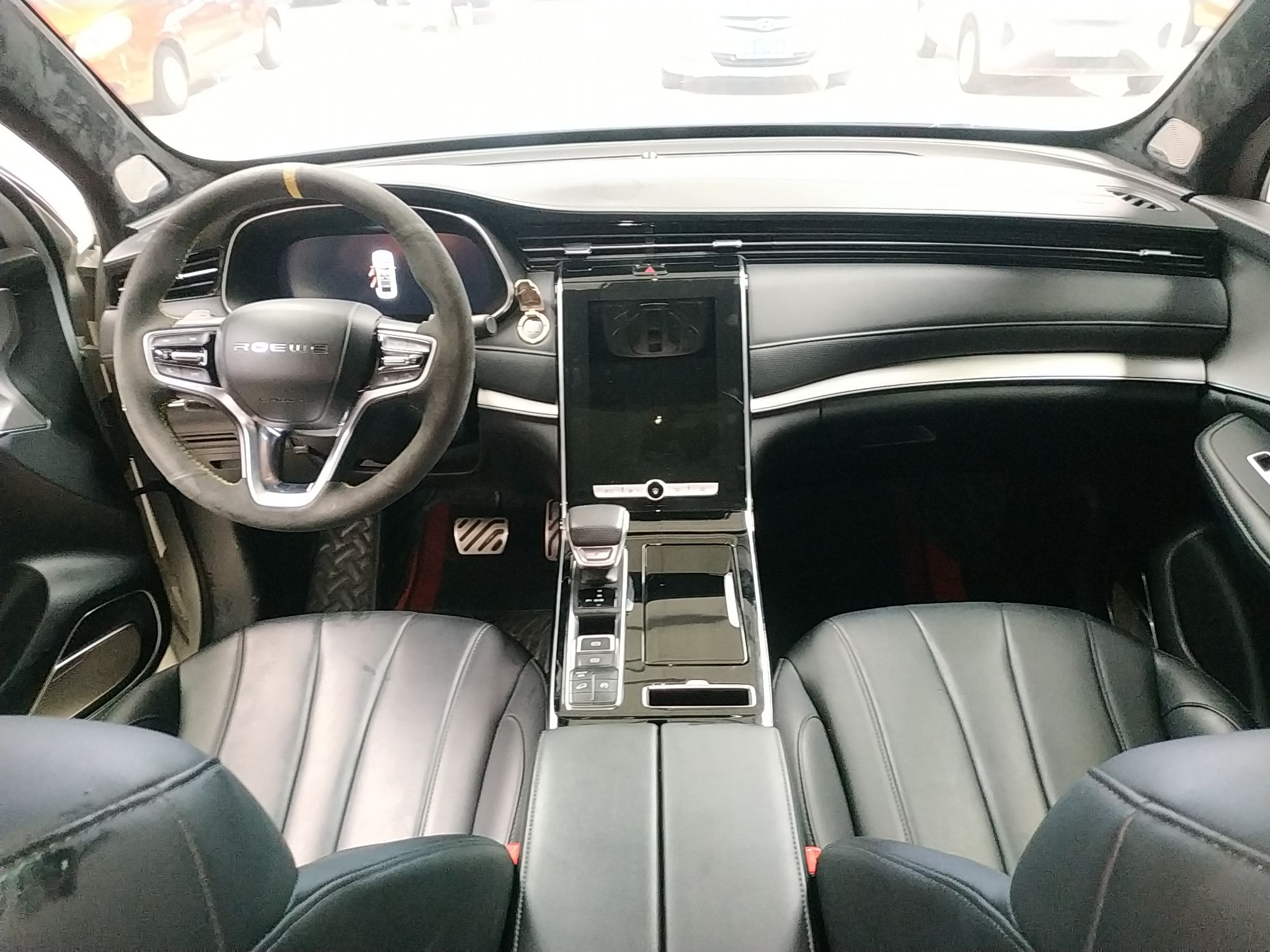 荣威RX5 MAX 2019款 400TGI 自动智能座舱旗舰版