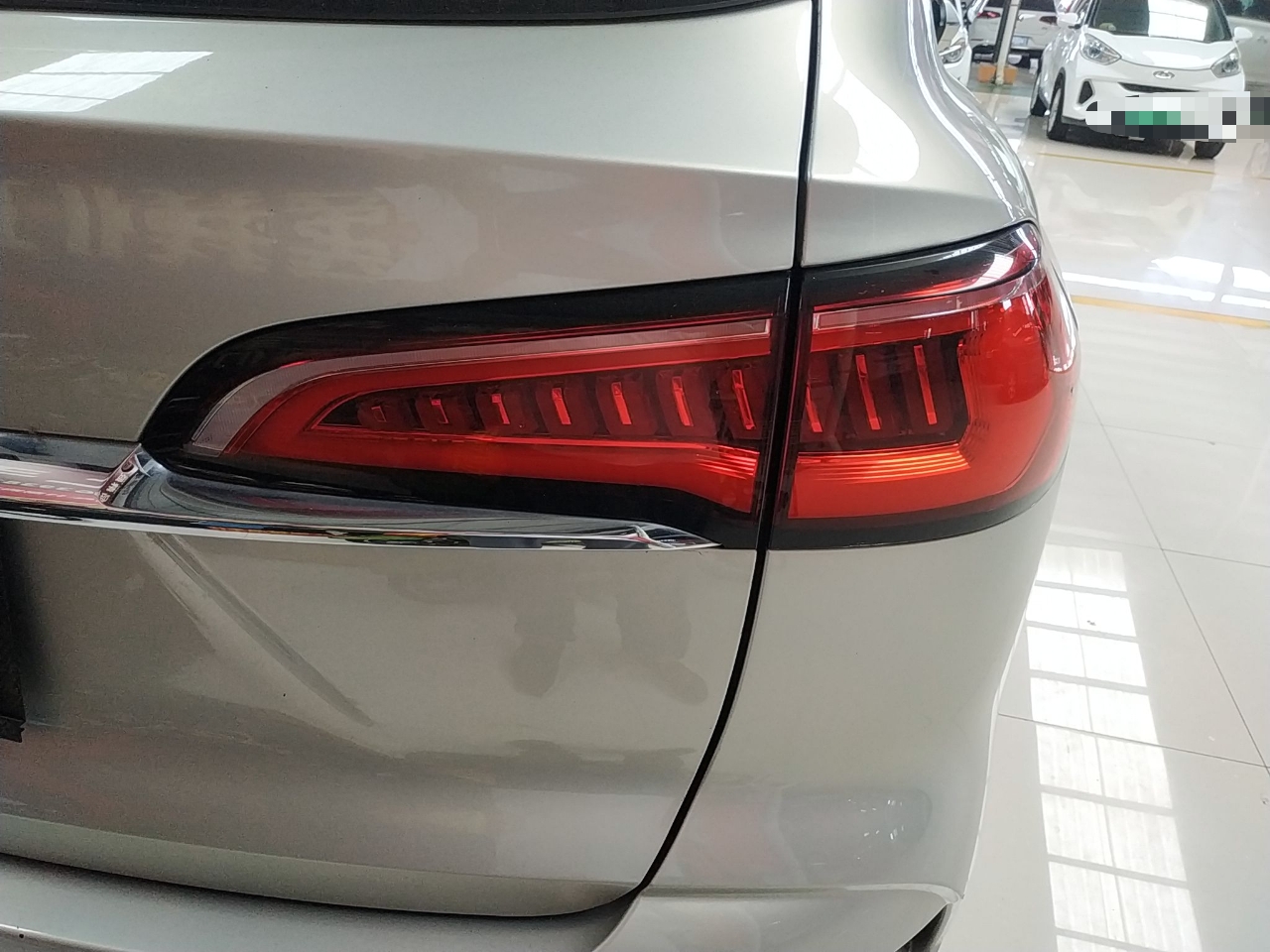 荣威RX5 MAX 2019款 400TGI 自动智能座舱旗舰版