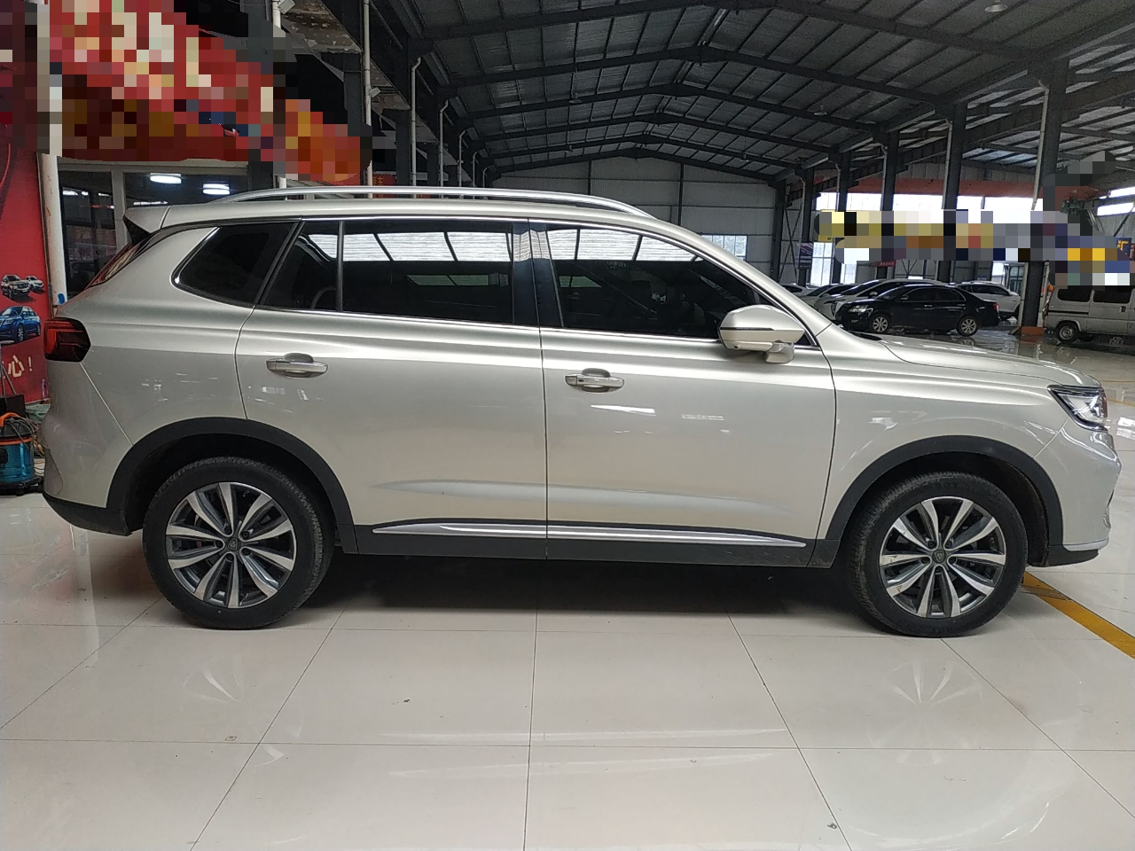 荣威RX5 MAX 2019款 400TGI 自动智能座舱旗舰版