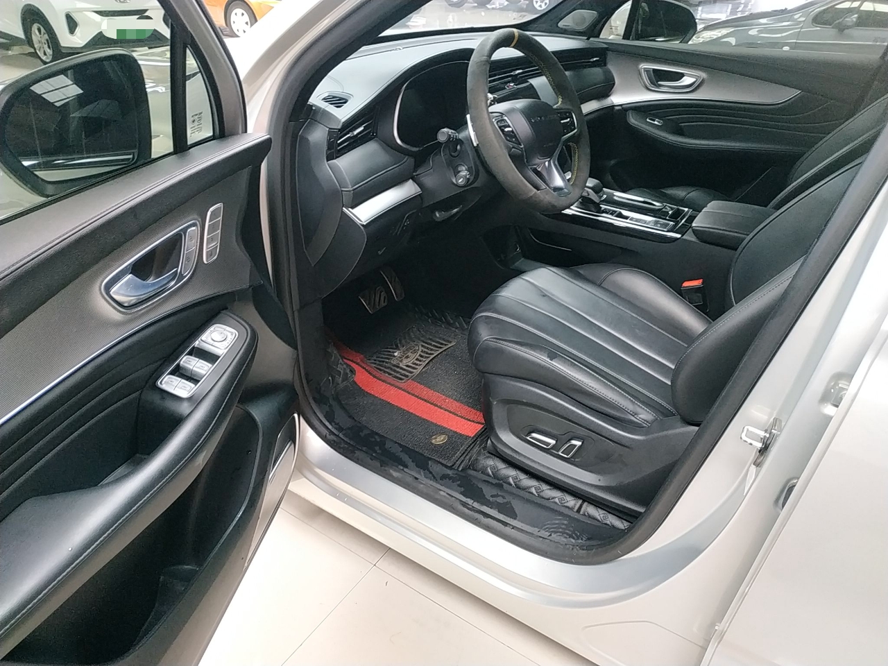 荣威RX5 MAX 2019款 400TGI 自动智能座舱旗舰版