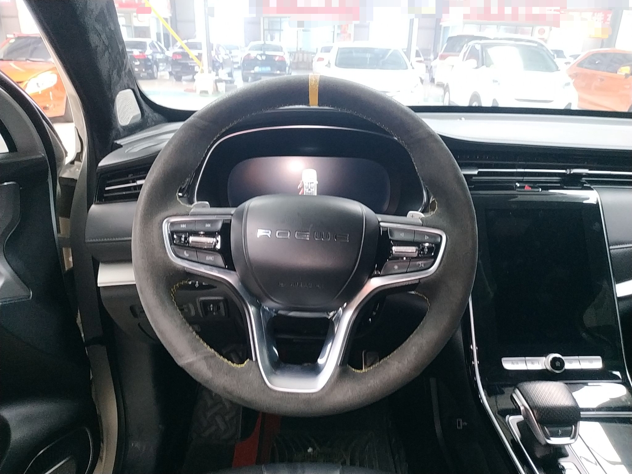 荣威RX5 MAX 2019款 400TGI 自动智能座舱旗舰版