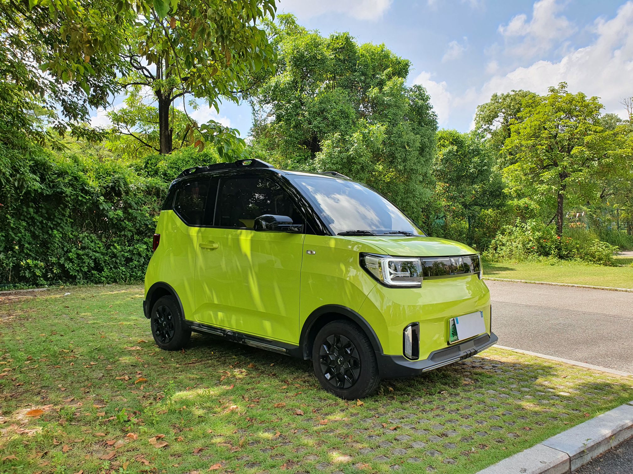 五菱汽车 宏光MINI EV 2022款 GAMEBOY 200km 玩咖款 磷酸铁锂