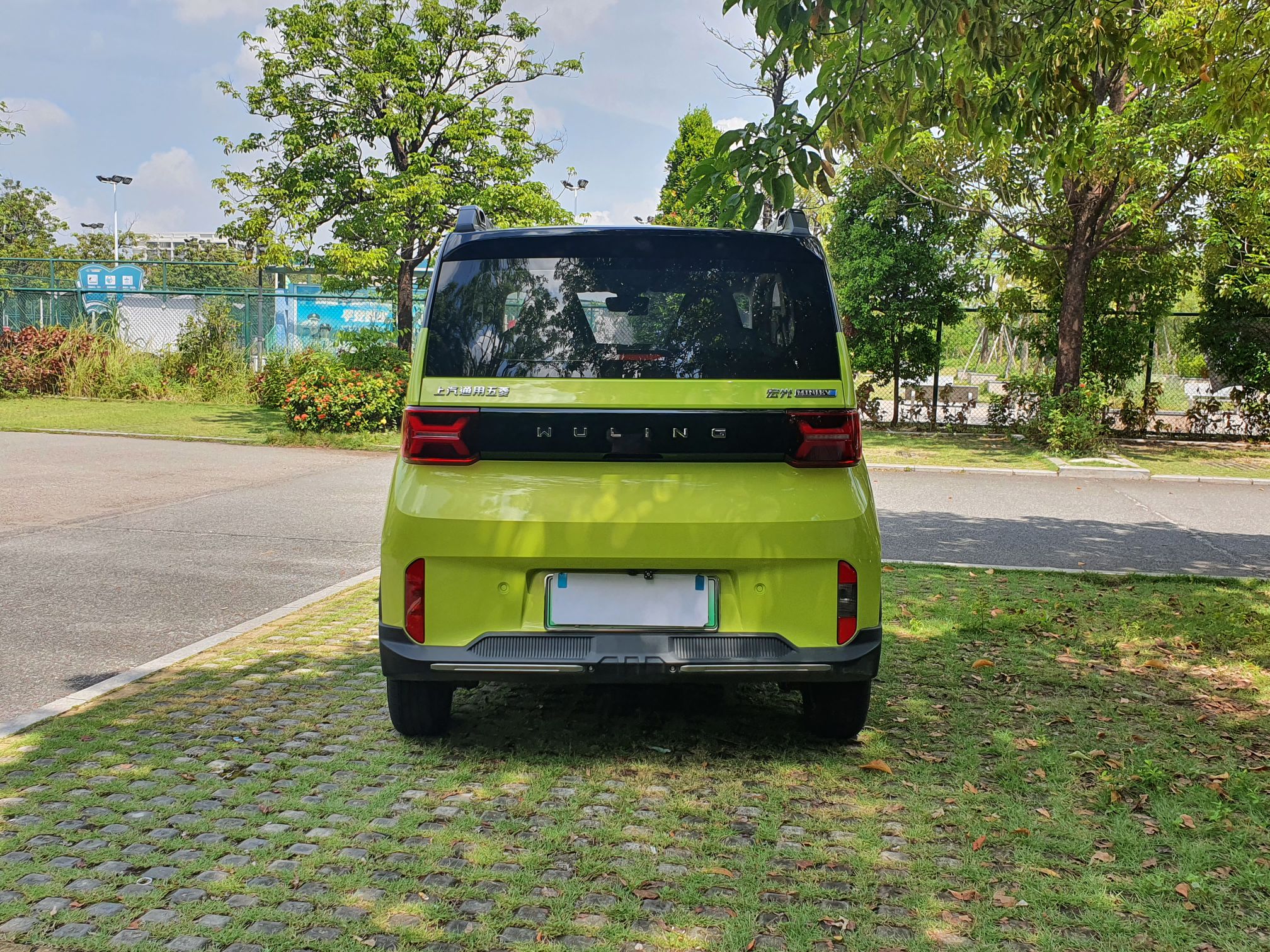 五菱汽车 宏光MINI EV 2022款 GAMEBOY 200km 玩咖款 磷酸铁锂