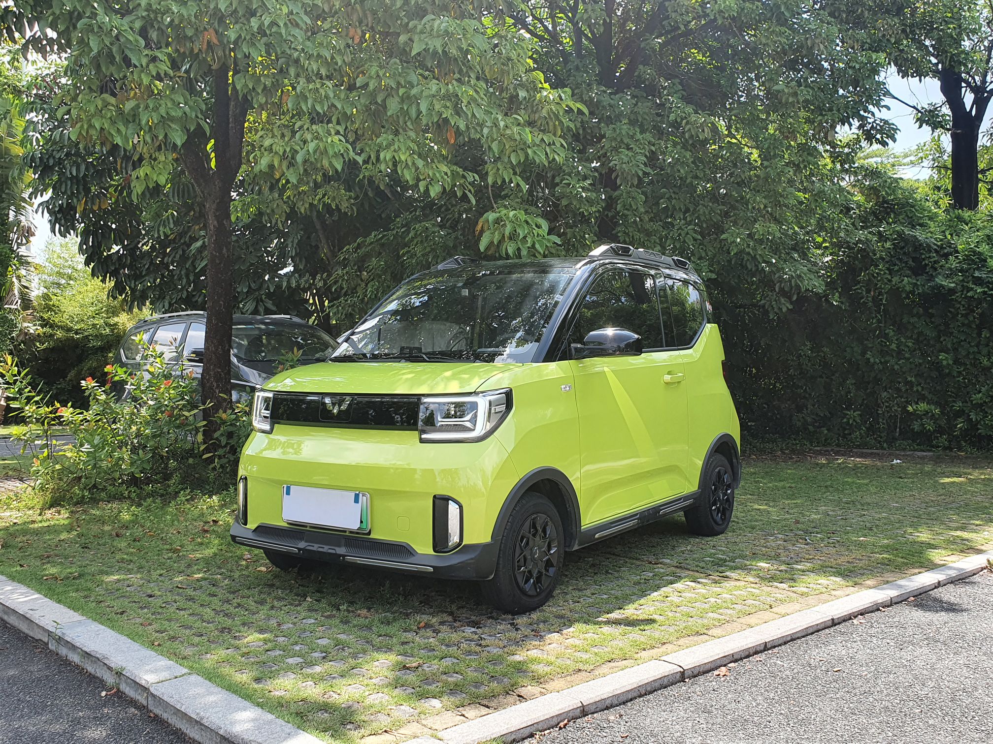 五菱汽车 宏光MINI EV 2022款 GAMEBOY 200km 玩咖款 磷酸铁锂