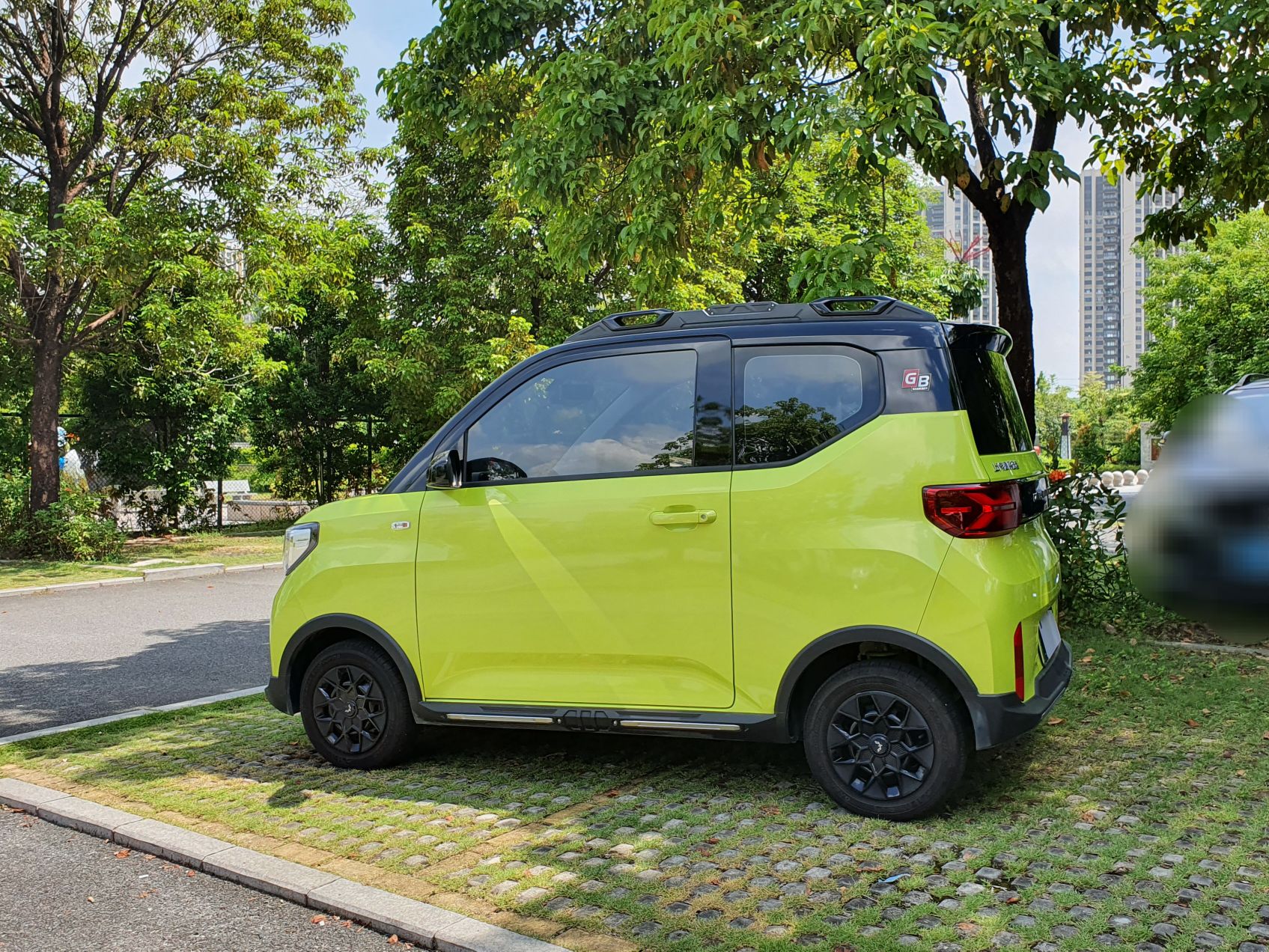 五菱汽车 宏光MINI EV 2022款 GAMEBOY 200km 玩咖款 磷酸铁锂