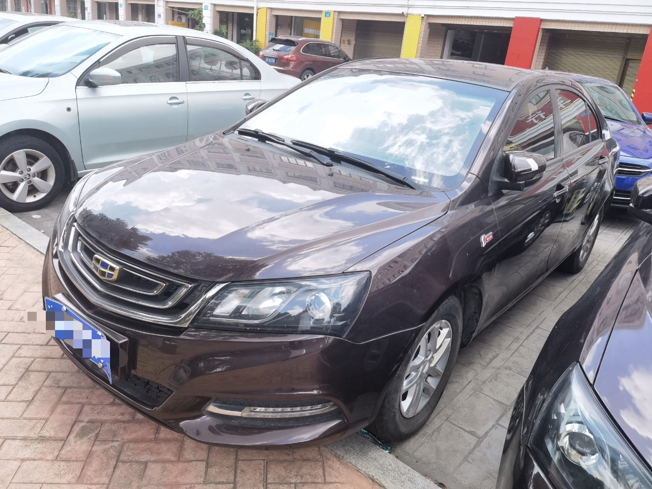 吉利汽车 帝豪 2017款 三厢百万款 1.5L CVT豪华型