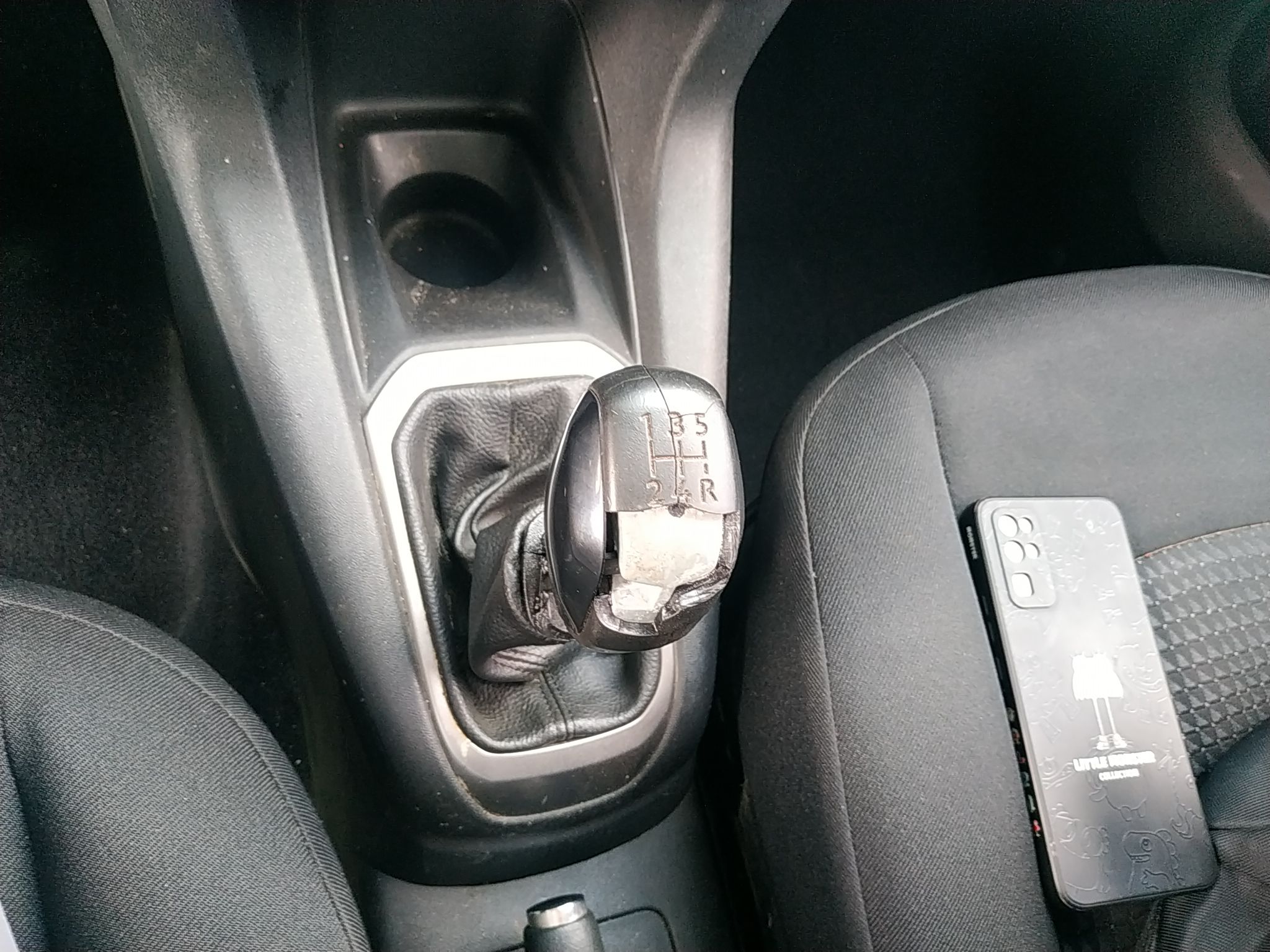 标致301 2014款 1.6L 手动舒适版