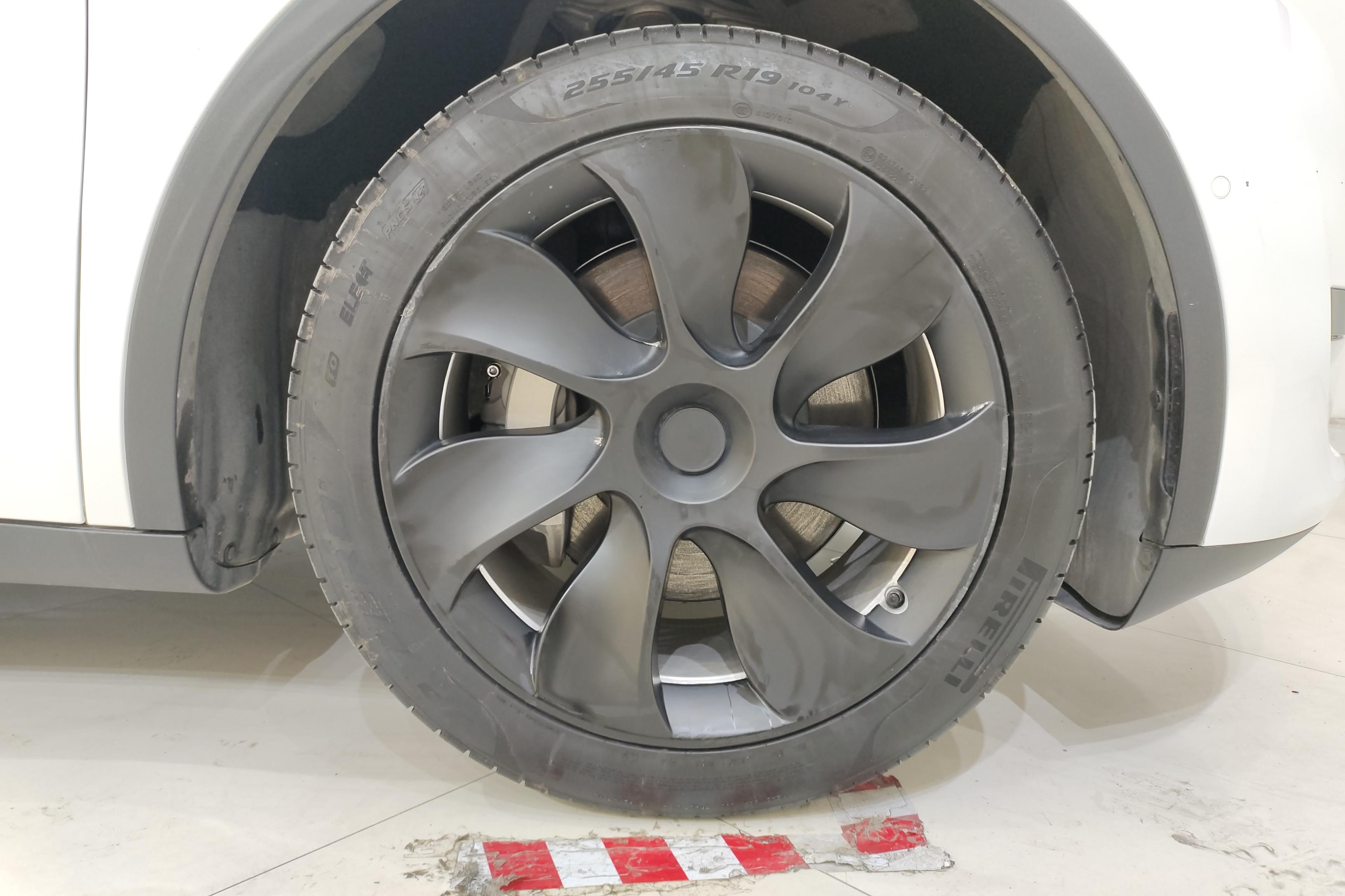 特斯拉 Model Y 2022款 后轮驱动版