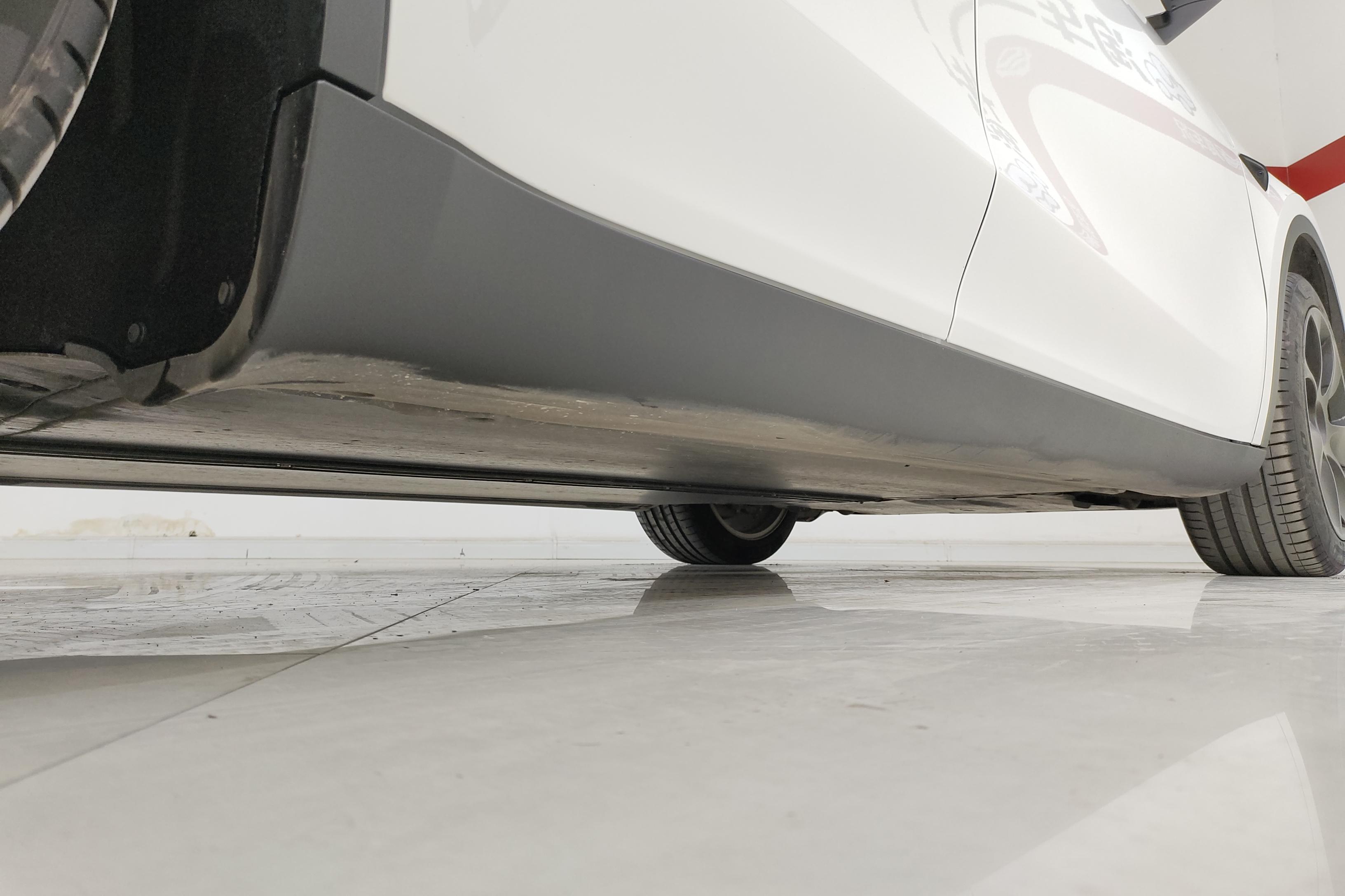 特斯拉 Model Y 2022款 后轮驱动版