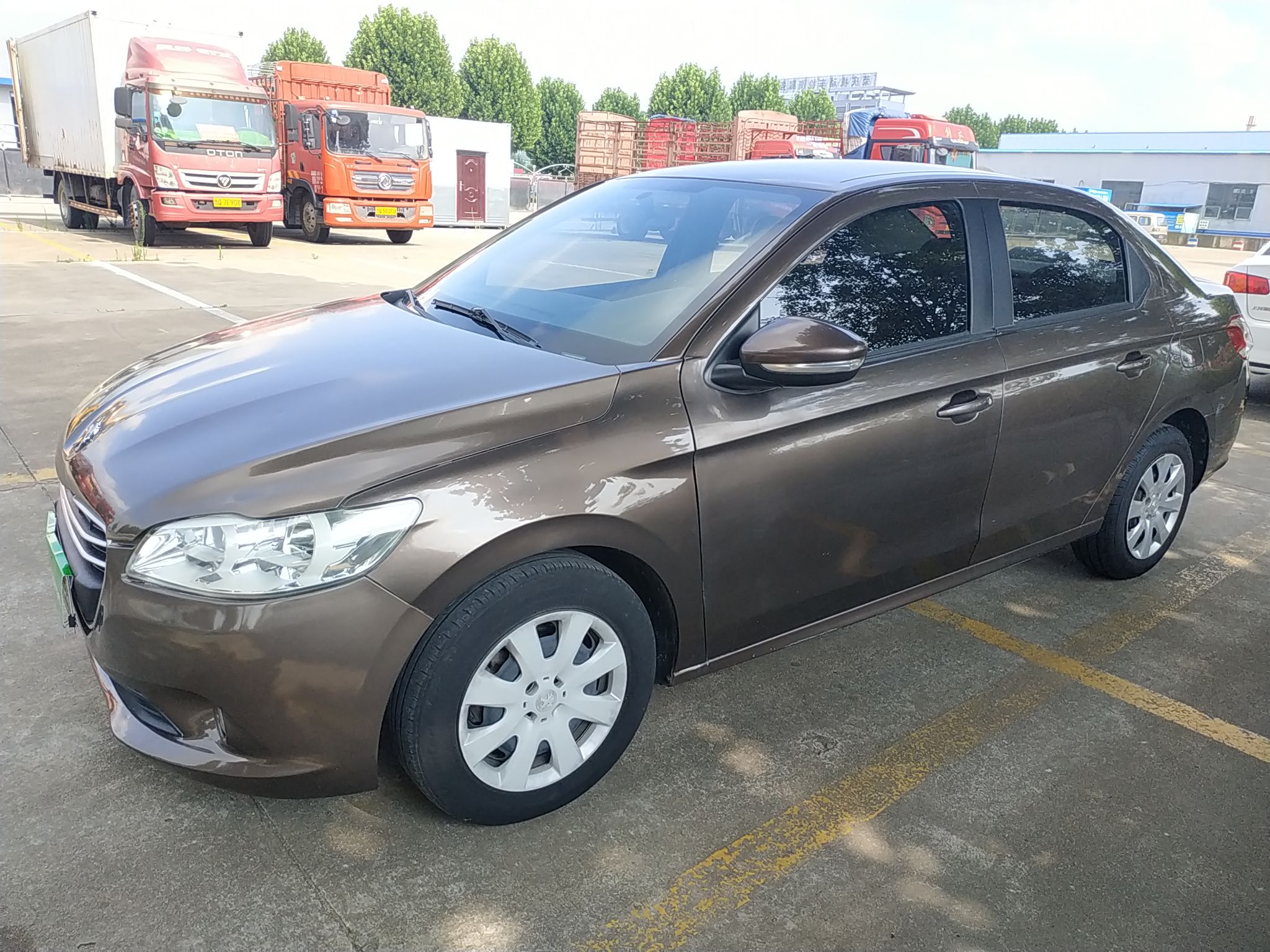 标致301 2014款 1.6L 手动舒适版