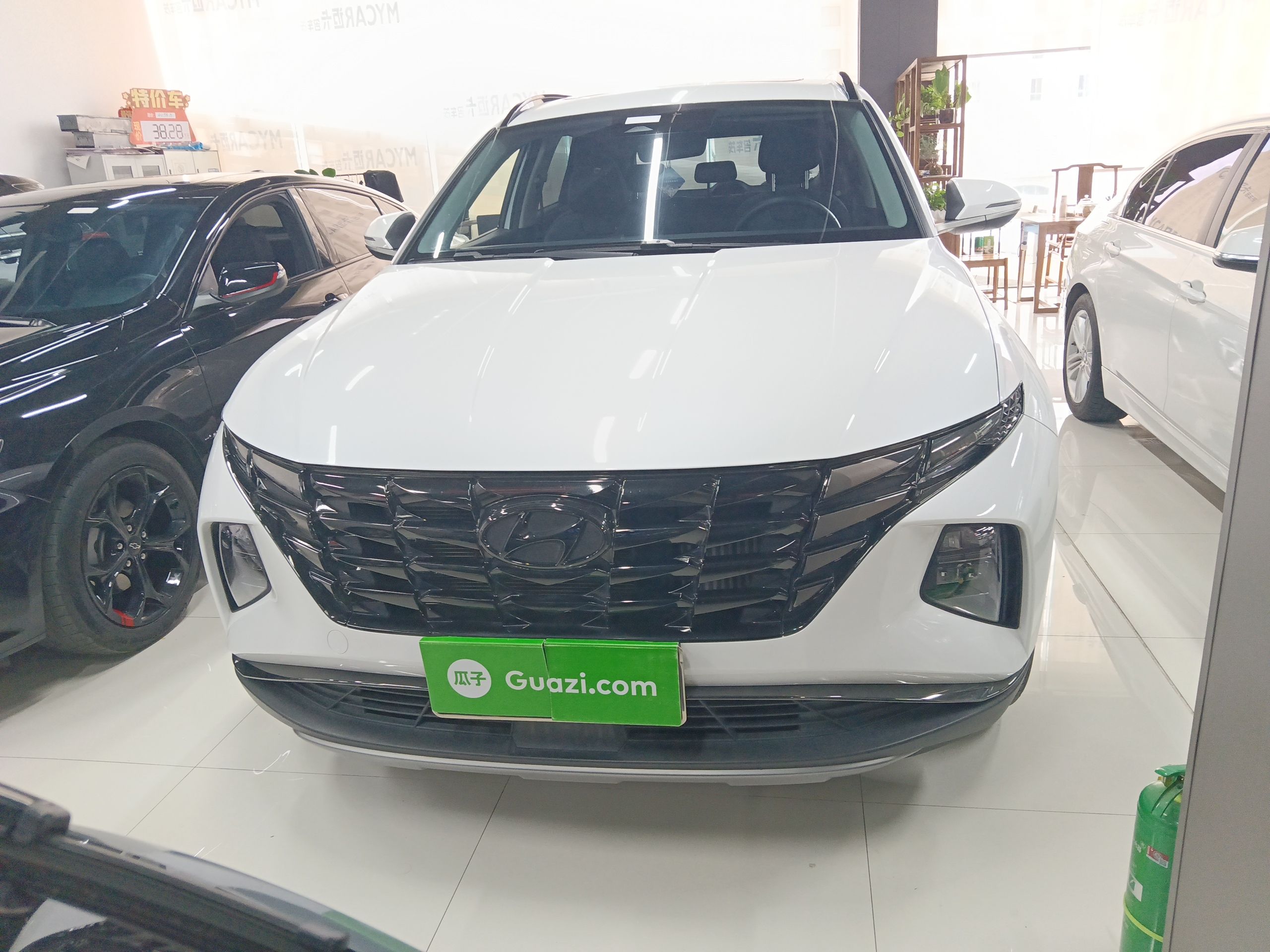 现代 2021款 途胜L 1.5T DCT LUX尊贵版