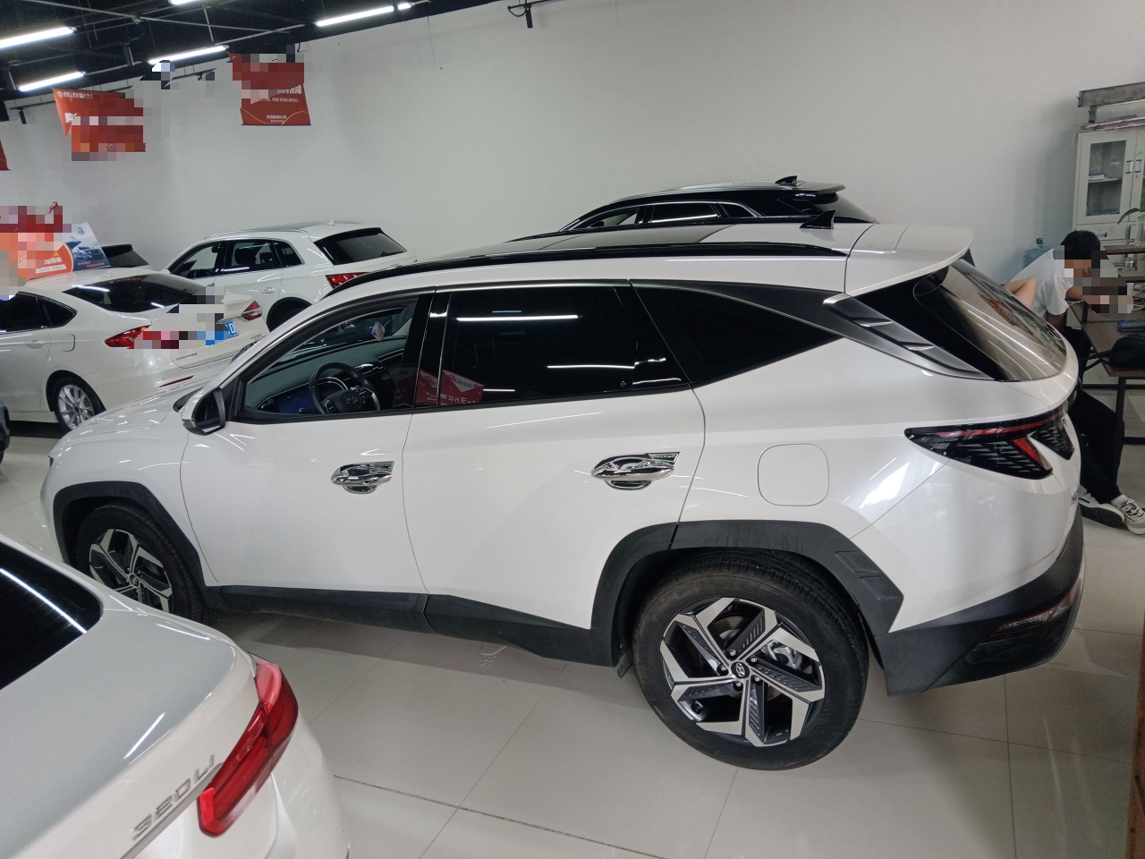 现代 2021款 途胜L 1.5T DCT LUX尊贵版