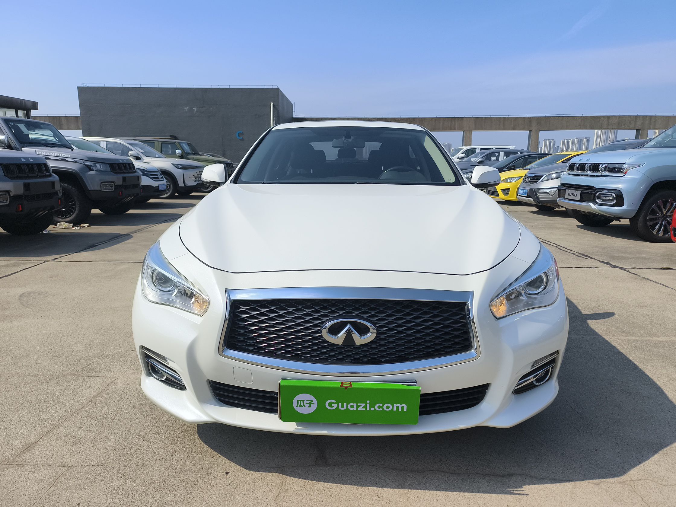 英菲尼迪Q50L 2016款 2.0T 舒适版