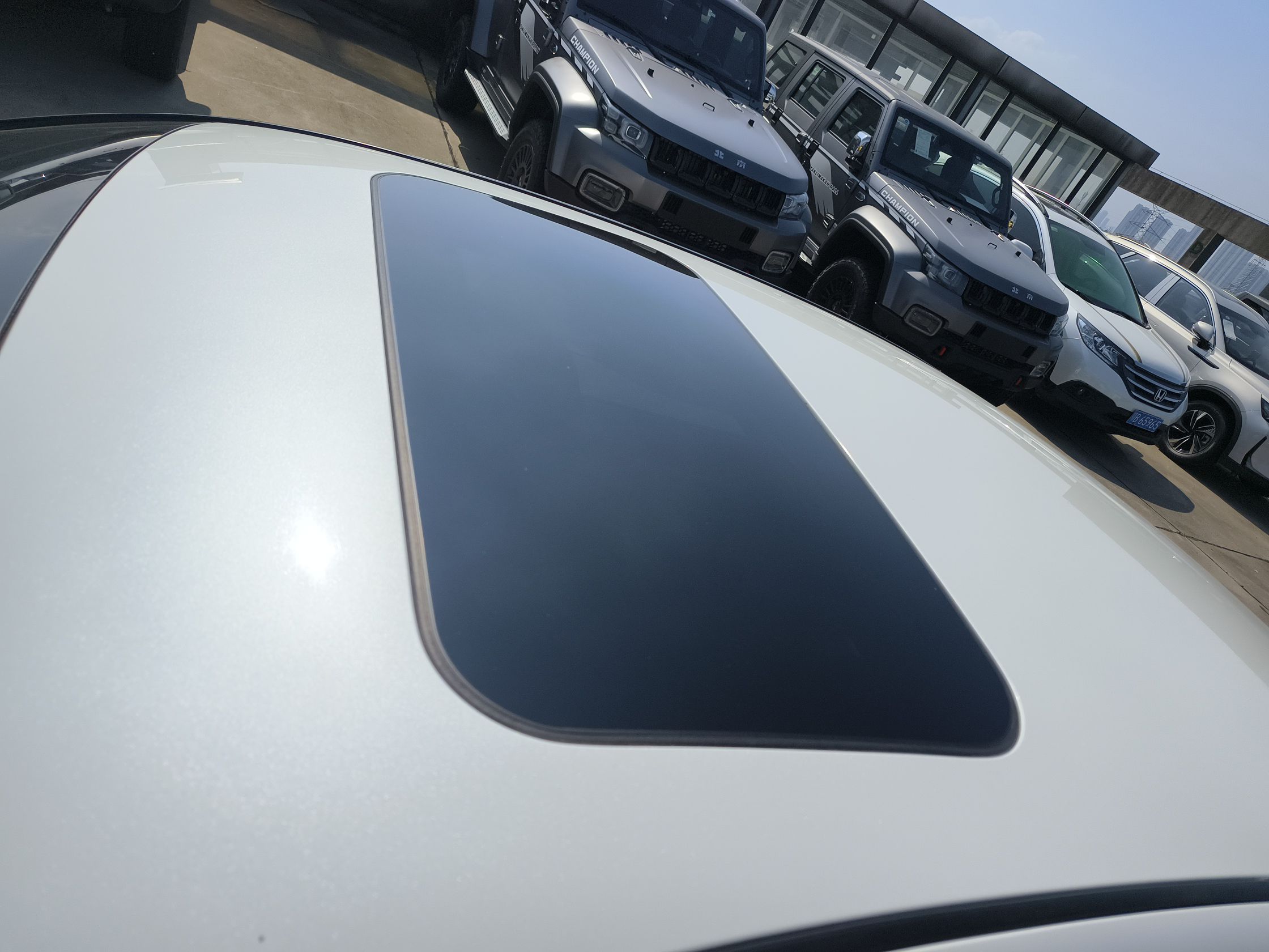 英菲尼迪Q50L 2016款 2.0T 舒适版