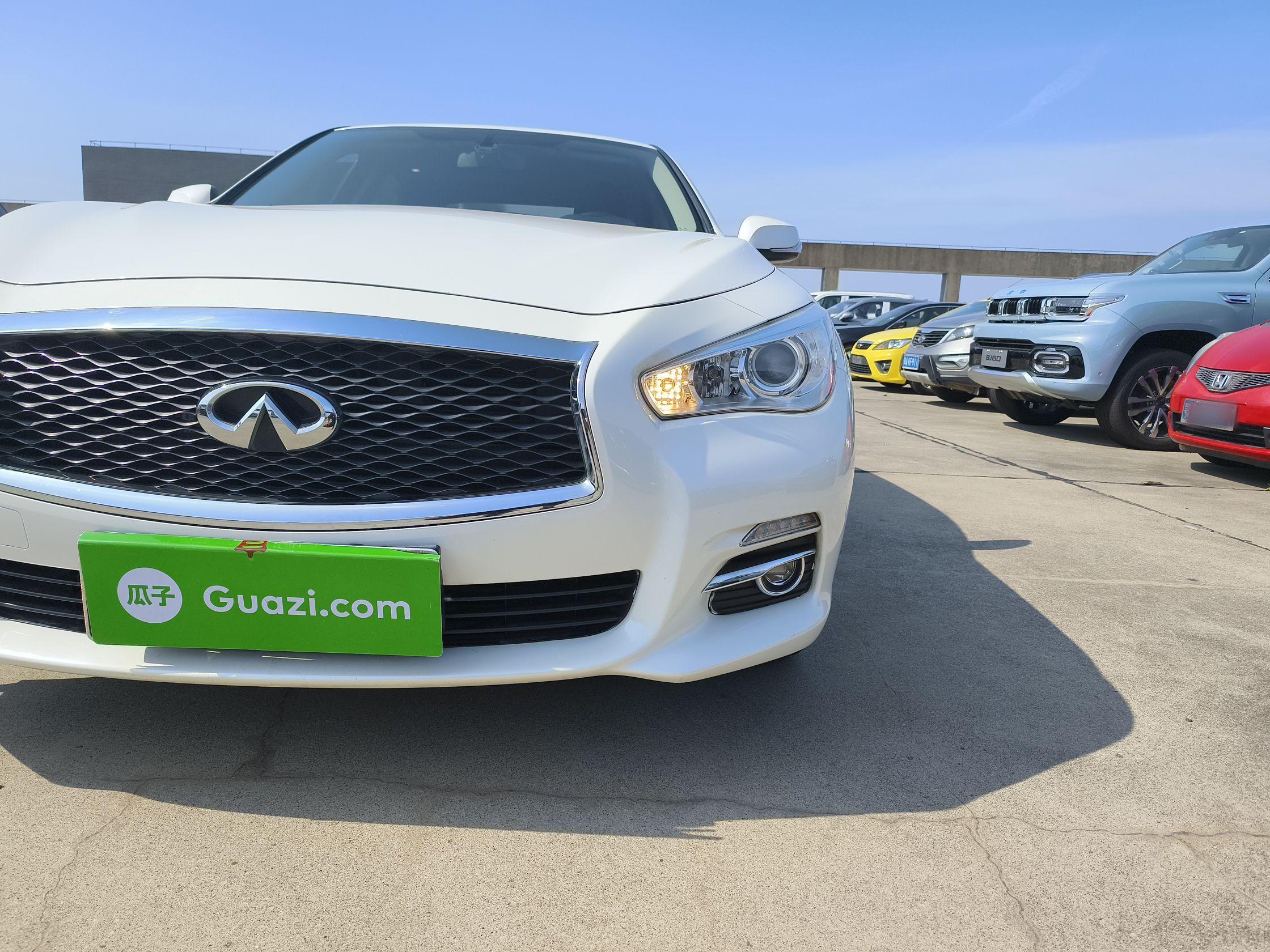 英菲尼迪Q50L 2016款 2.0T 舒适版