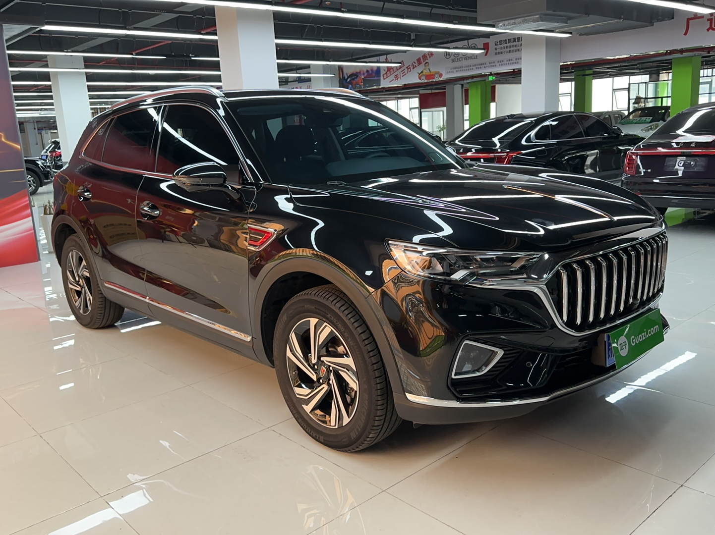 红旗HS5 2022款 改款 2.0T 智联旗享版