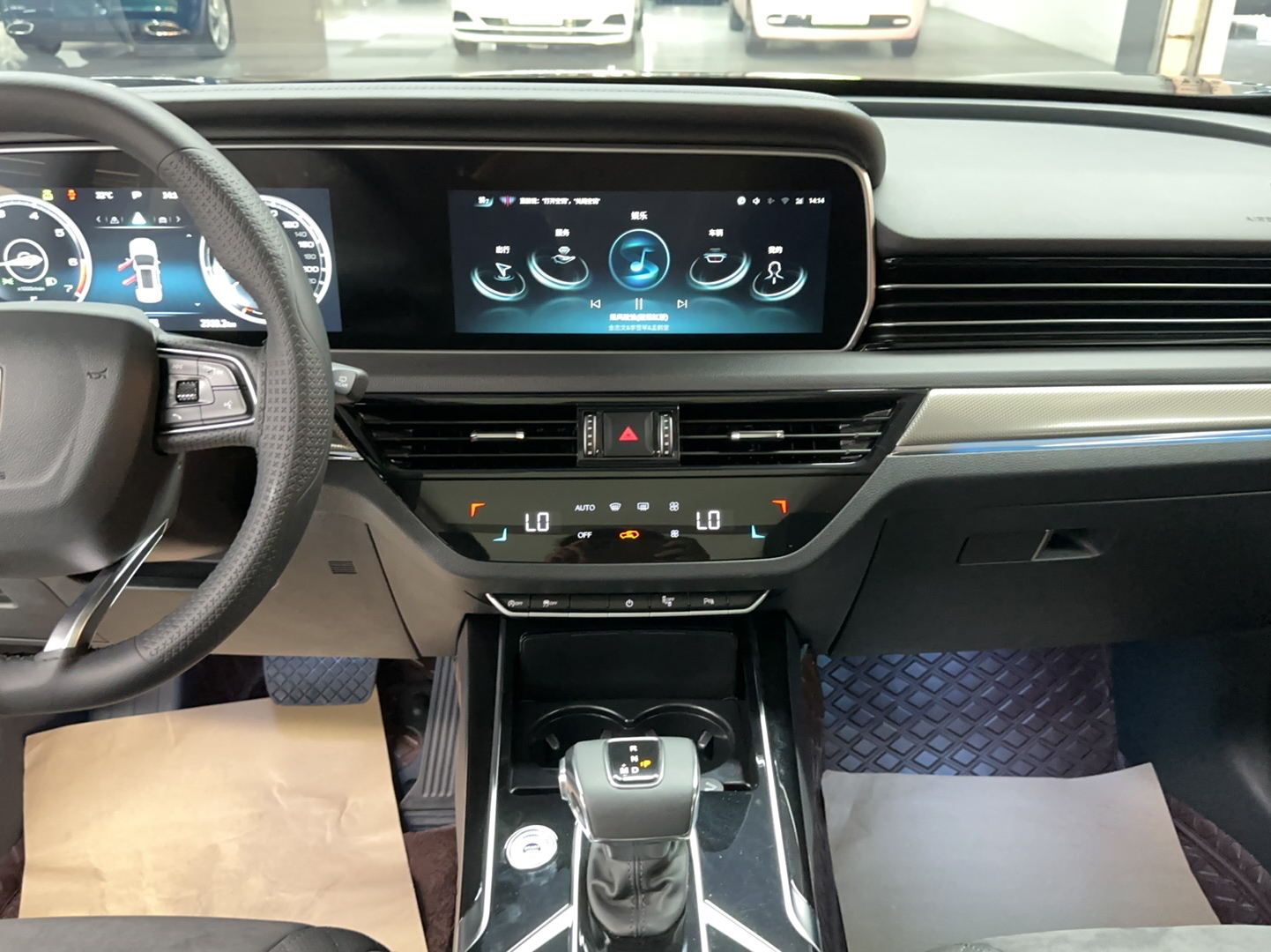 红旗HS5 2022款 改款 2.0T 智联旗享版