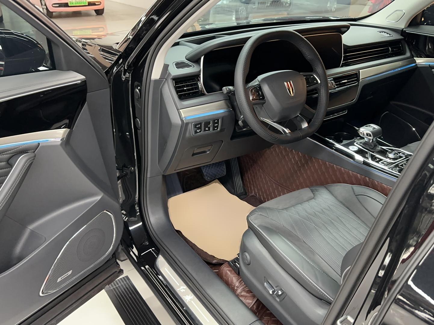 红旗HS5 2022款 改款 2.0T 智联旗享版