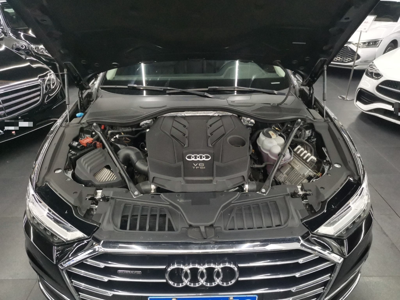 奥迪A8 2019款 Plus A8L 55 TFSI quattro 豪华型(进口)