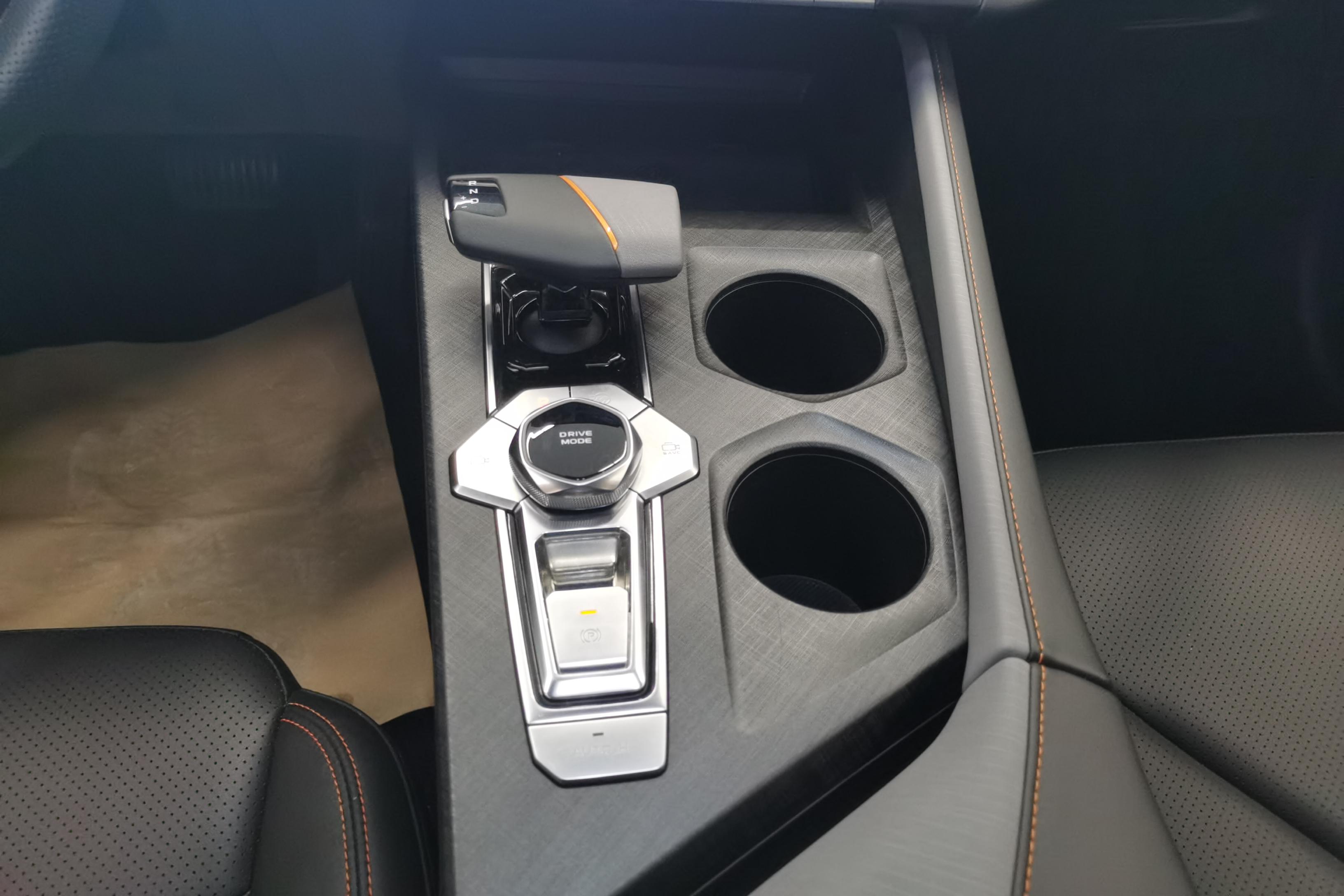 长安UNI-V 2022款 1.5T 智慧领航型