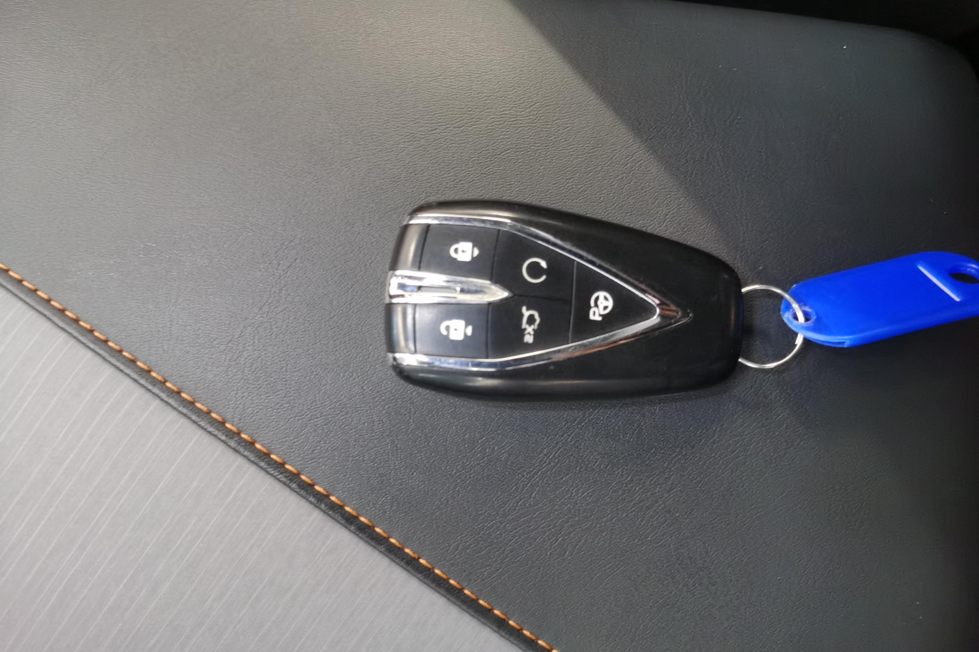 长安UNI-V 2022款 1.5T 智慧领航型