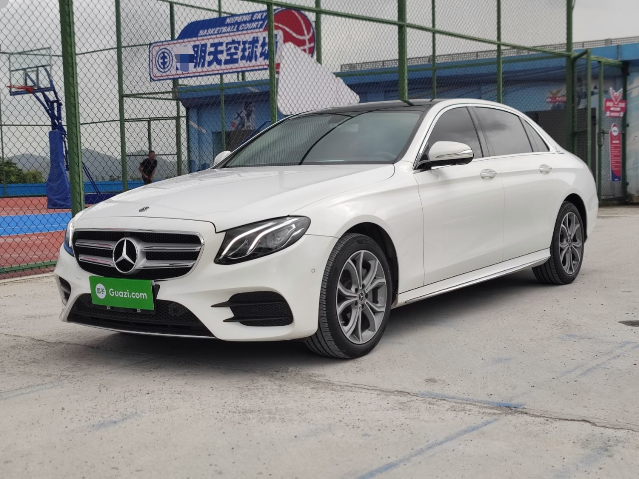 奔驰E级 2020款 E 300 L 运动时尚型