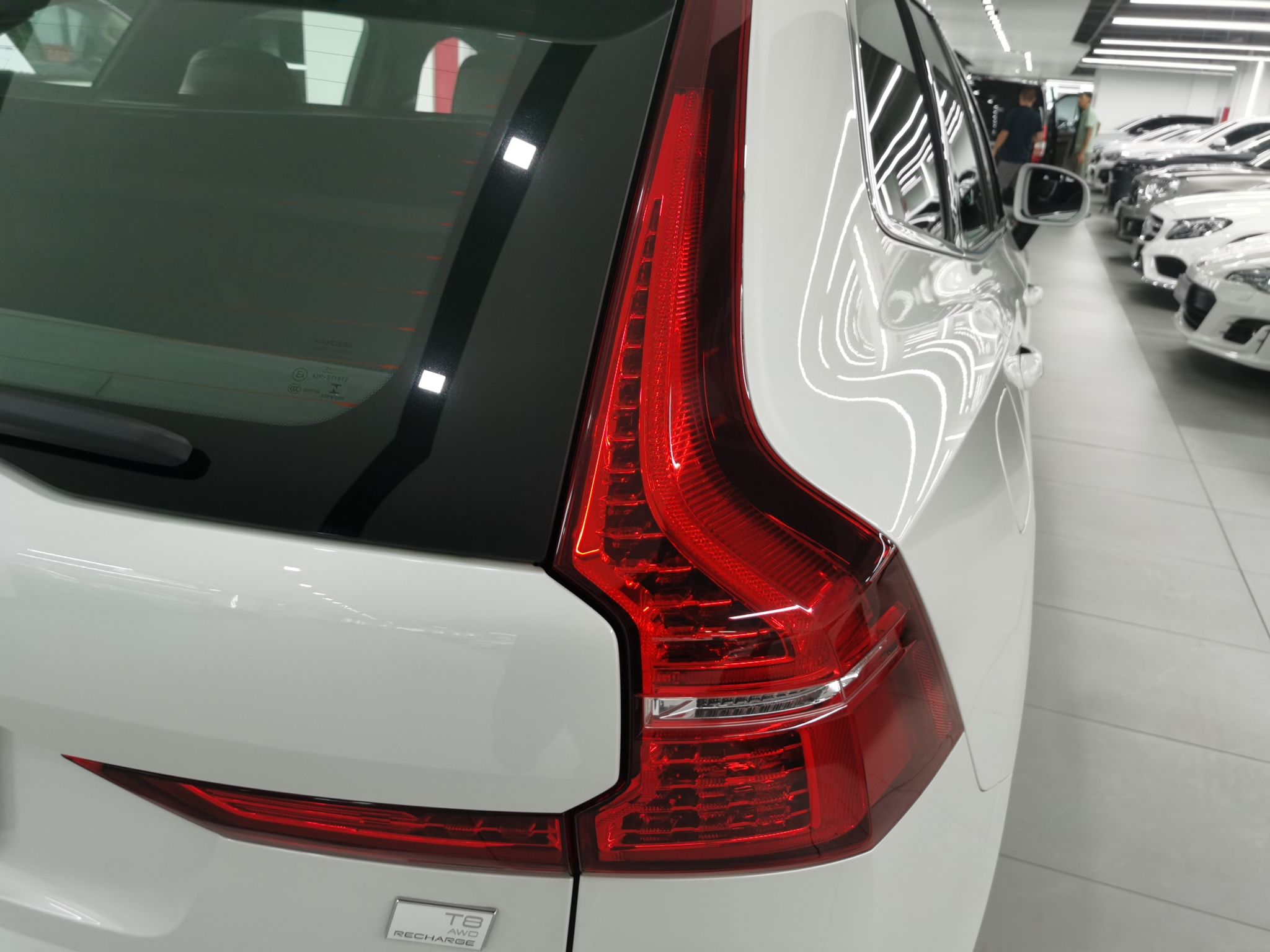 沃尔沃XC60新能源 2022款 T8 插电混动 四驱智远豪华版