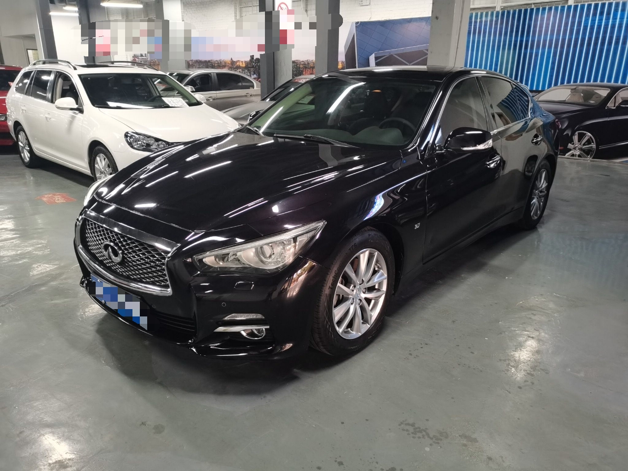 英菲尼迪Q50 2014款 3.7L 舒适版(进口)