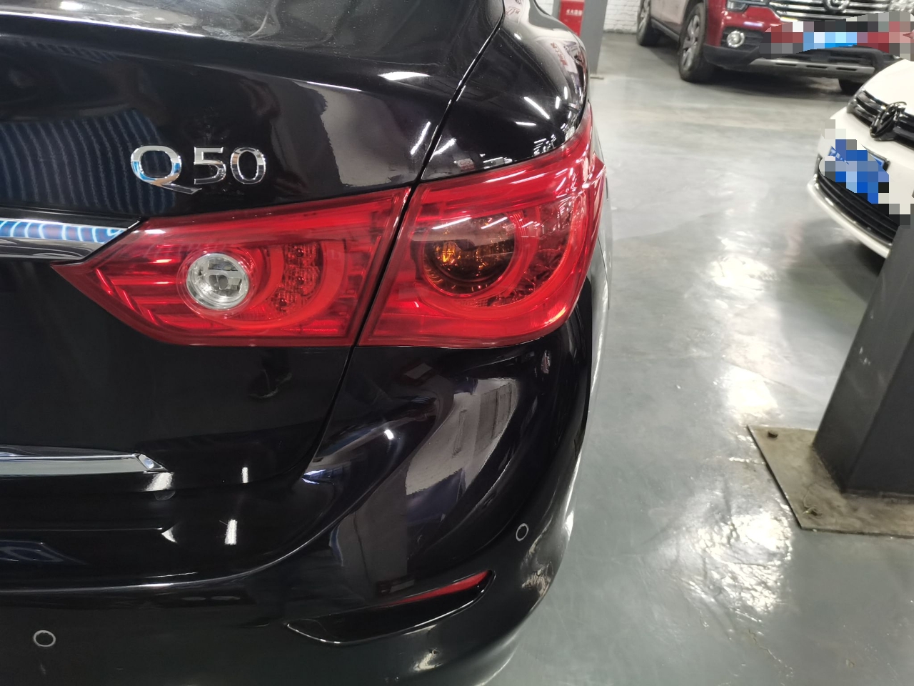 英菲尼迪Q50 2014款 3.7L 舒适版(进口)