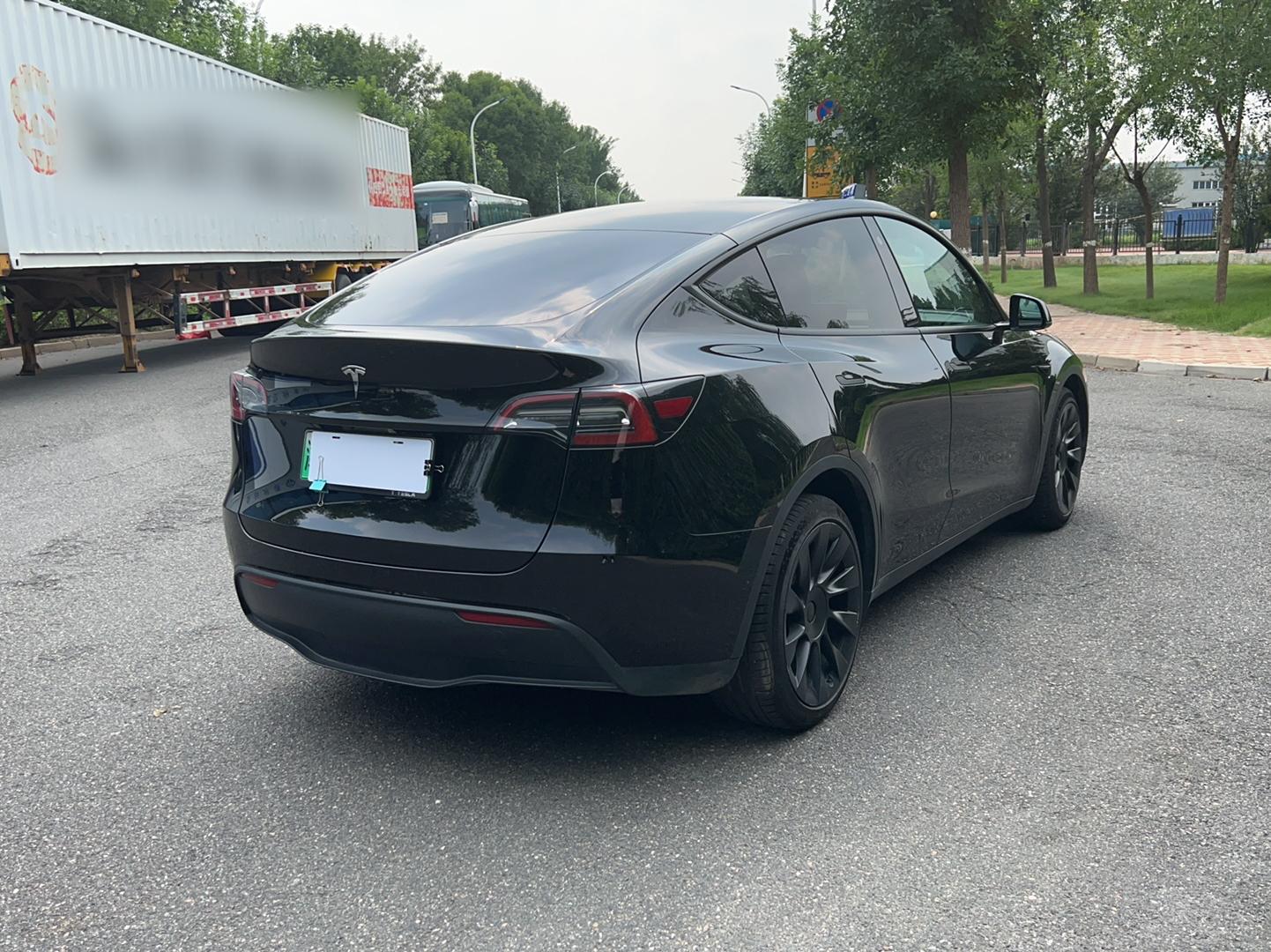 特斯拉 Model Y 2021款 标准续航后驱版