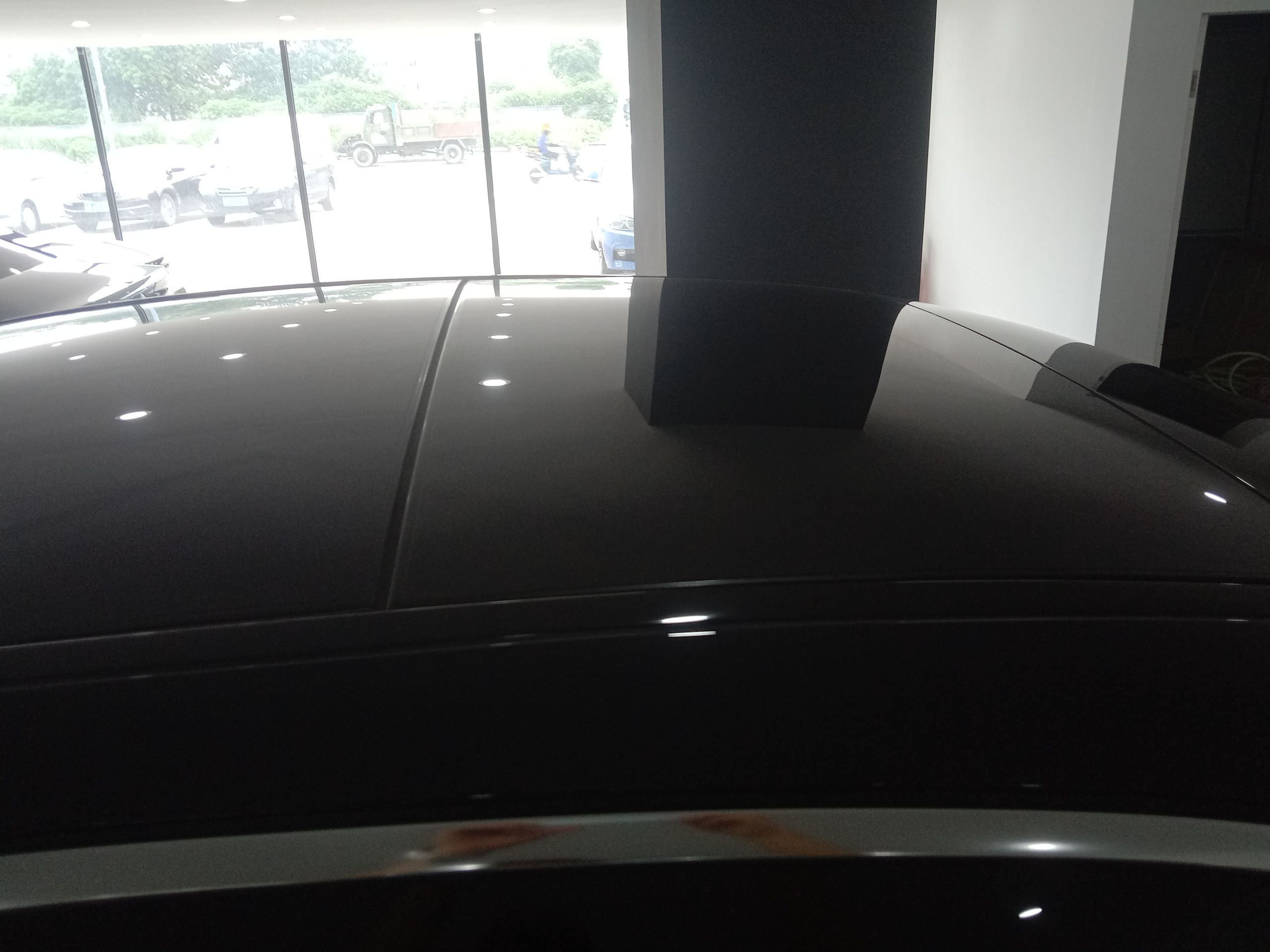 奔驰E级 2022款 改款三 E 300 L 运动豪华型